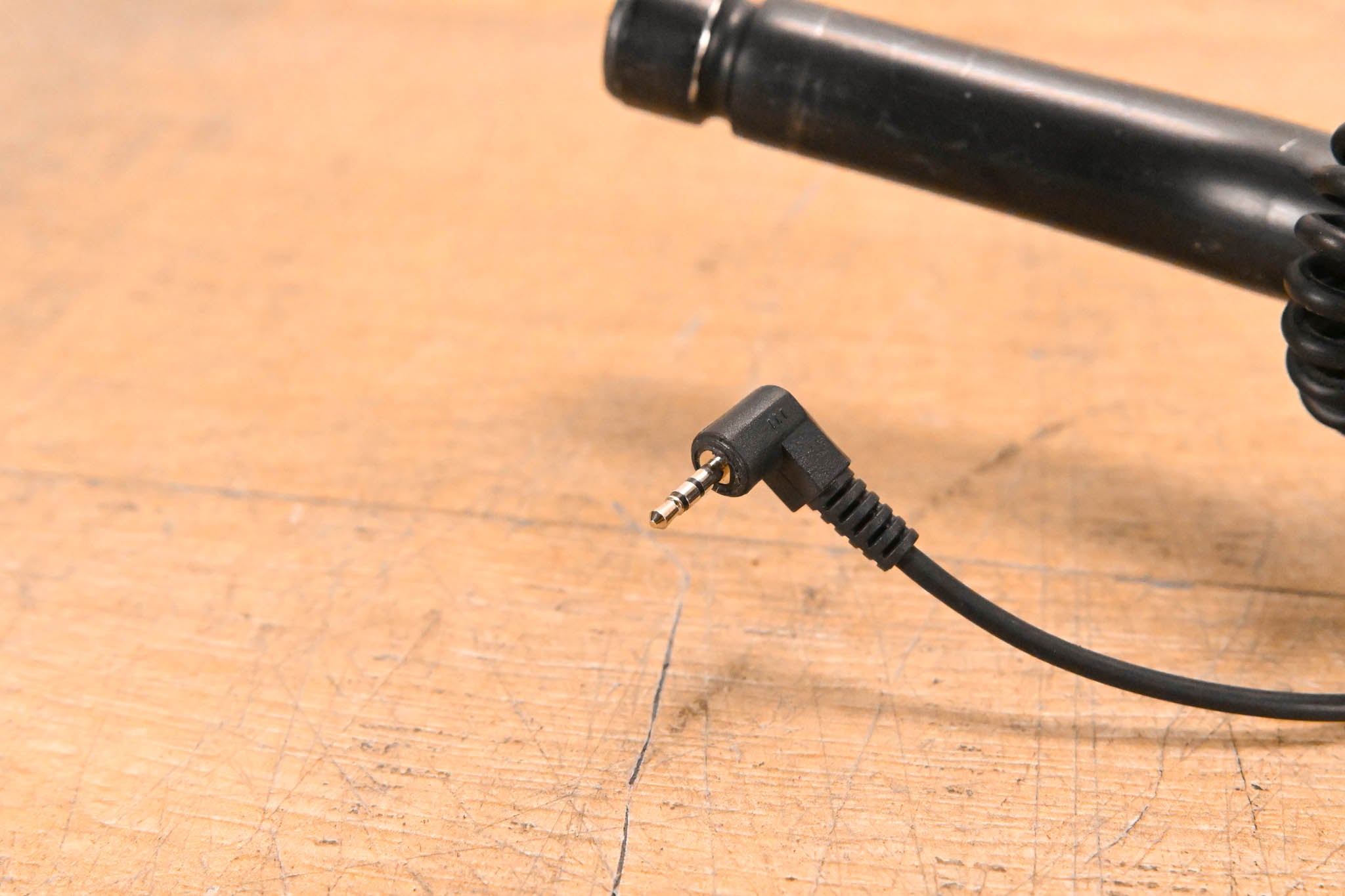 Manfrotto MVR901EPLA Pan-Bar Remote Control for Cameras with LANC