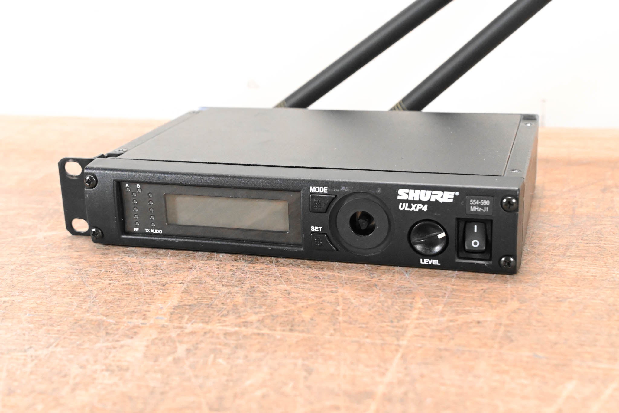 Shure ULXP24/BETA58 Handheld Wireless System - J1 Band: 554-590 MHz