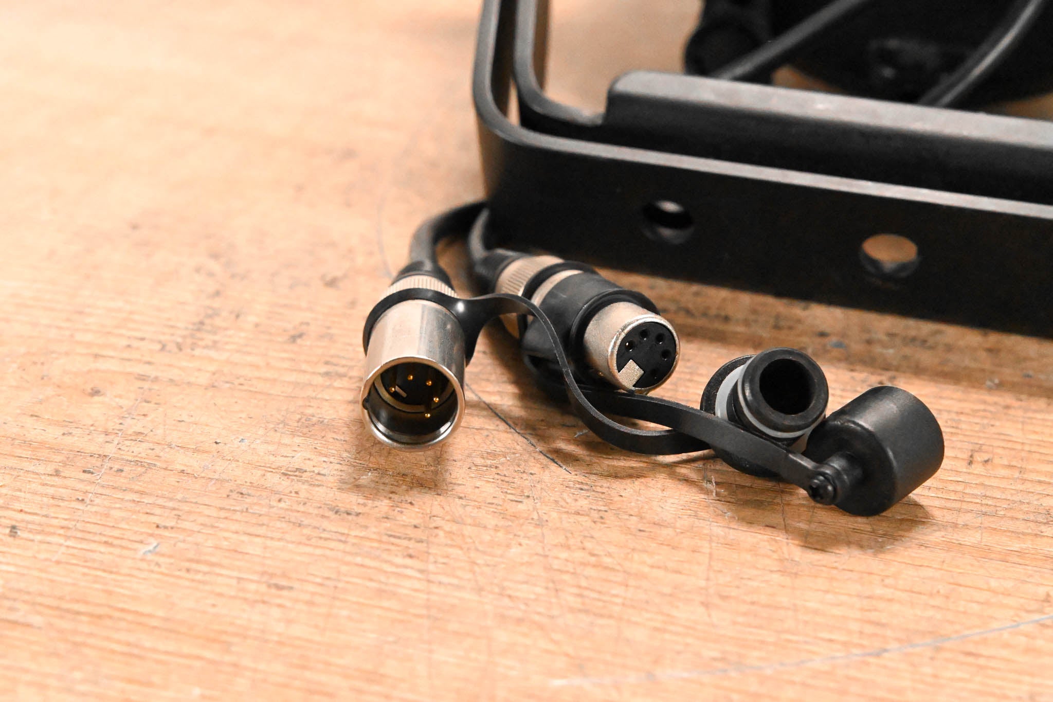 Elation Fuze Par Z120 IP 120W RGBW LED Par with Zoom (NO POWER SUPPLY)