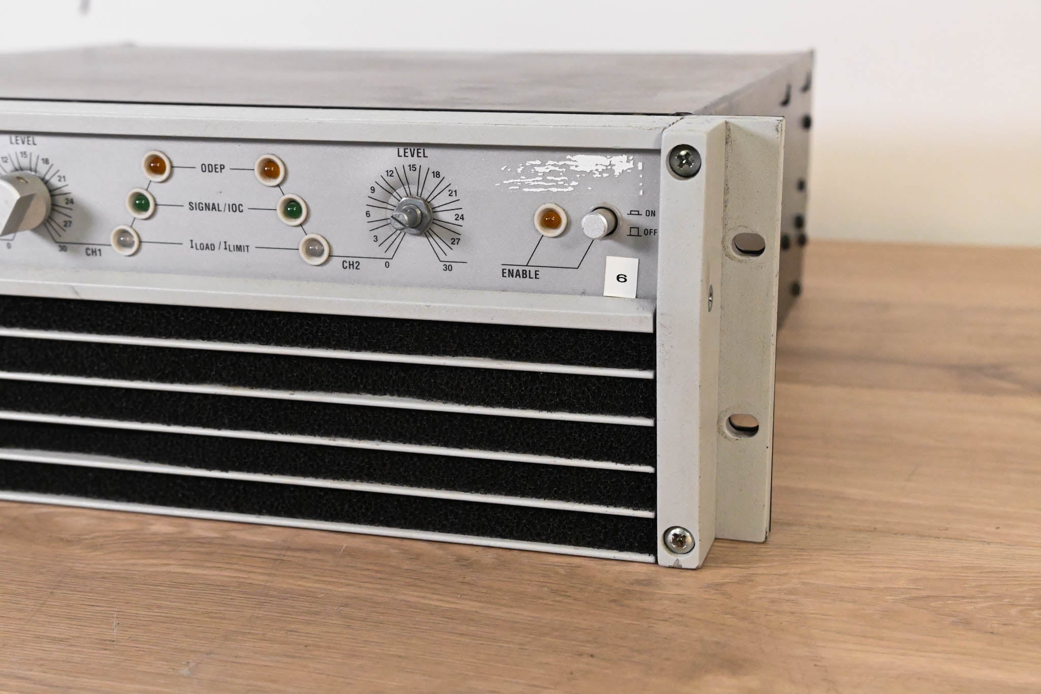 Crown Macro-Tech 5002VZ 2-Channel Power Amplifier