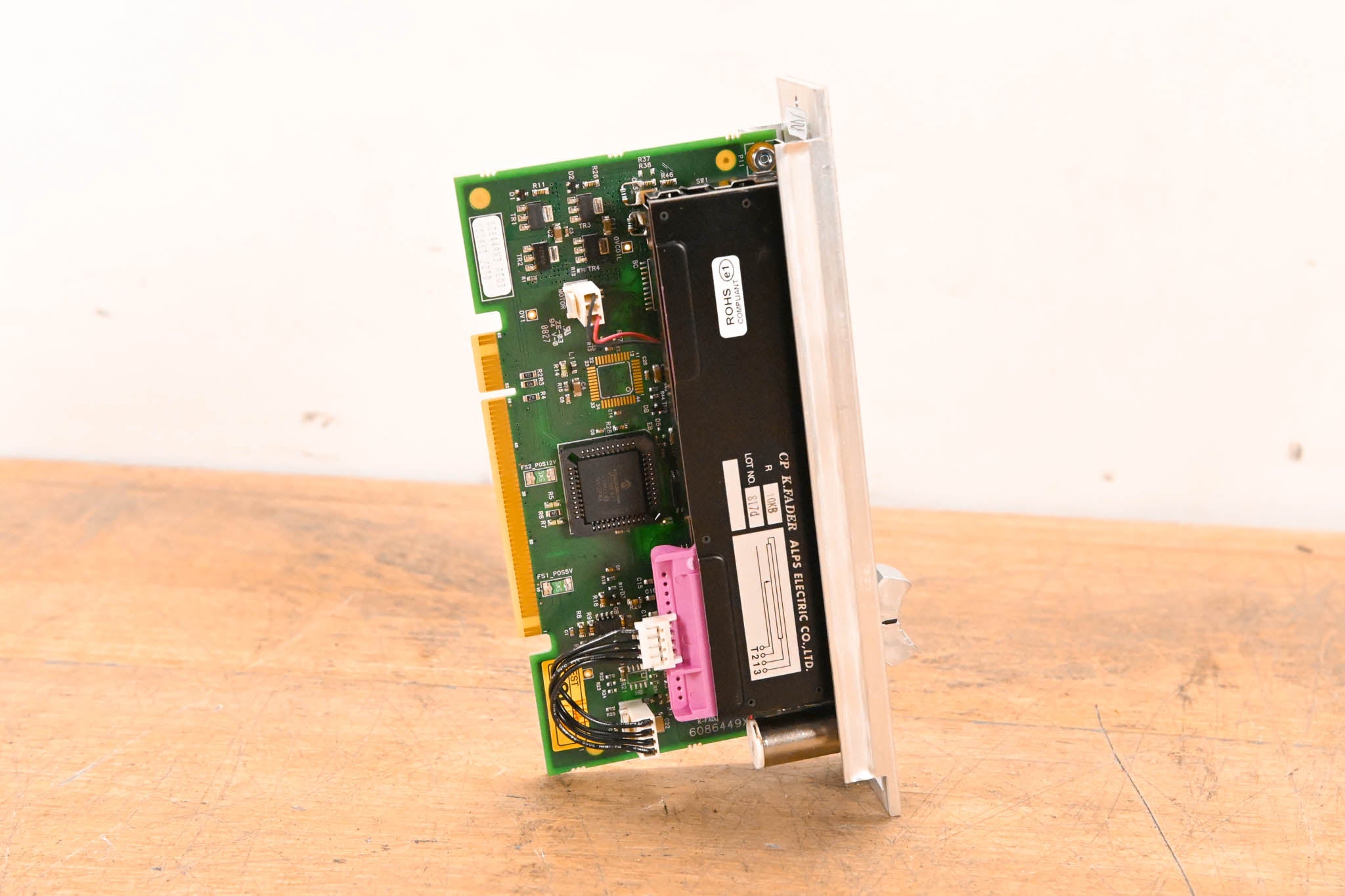 Solid State Logic C300 HD Motorized Fader Module – ALPS K-Fader Assembly