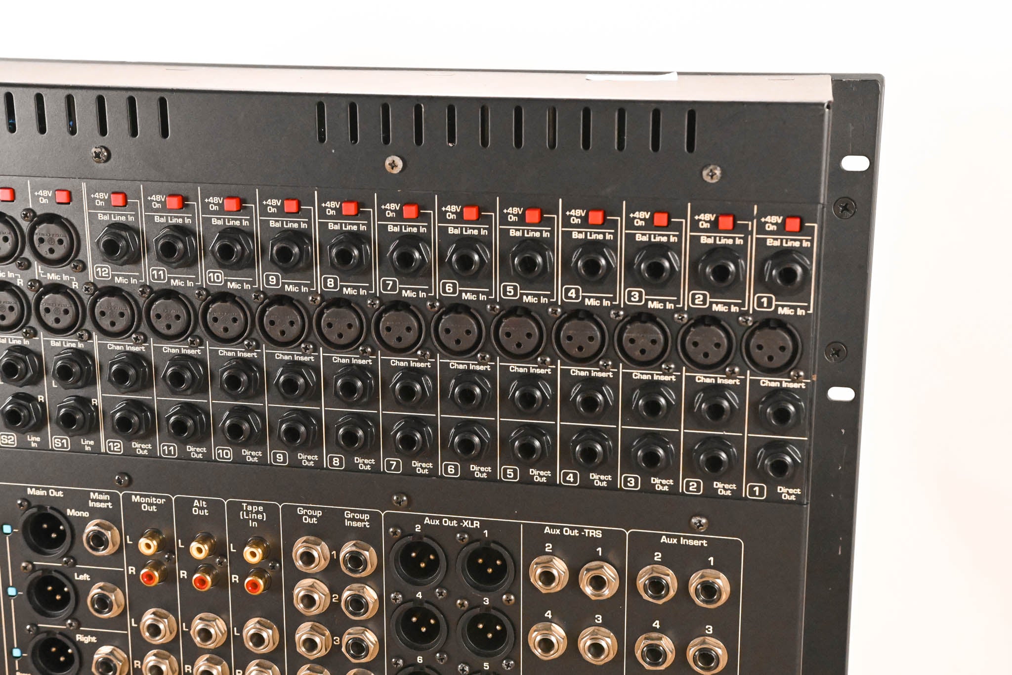 Crest Audio X20RM 12-Mix Monitor Console