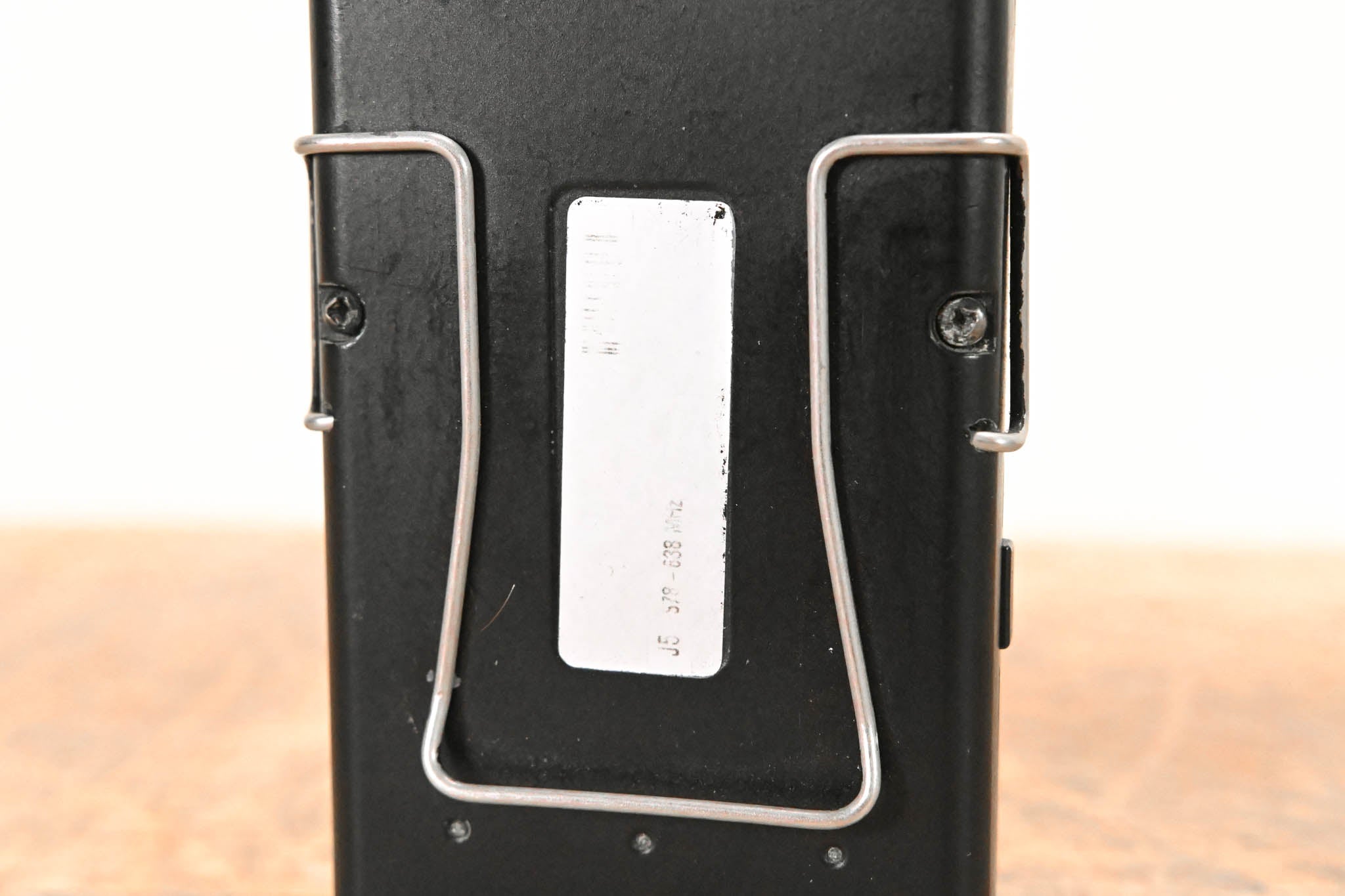 Shure UR1 Wireless Bodypack Transmitter - J5 Band: 578-638 MHz