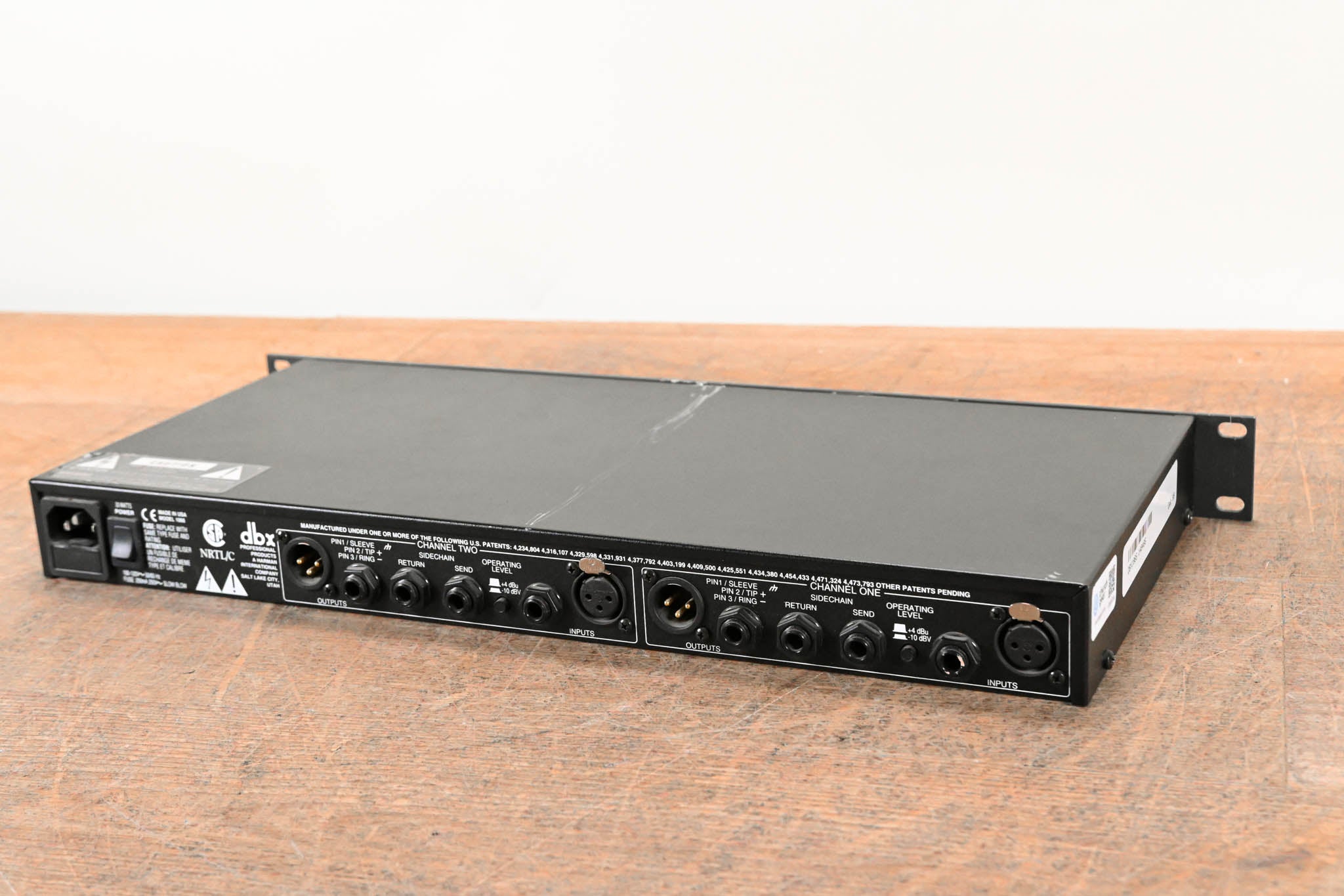 dbx 1066 2-Channel Compressor/Limiter/Gate