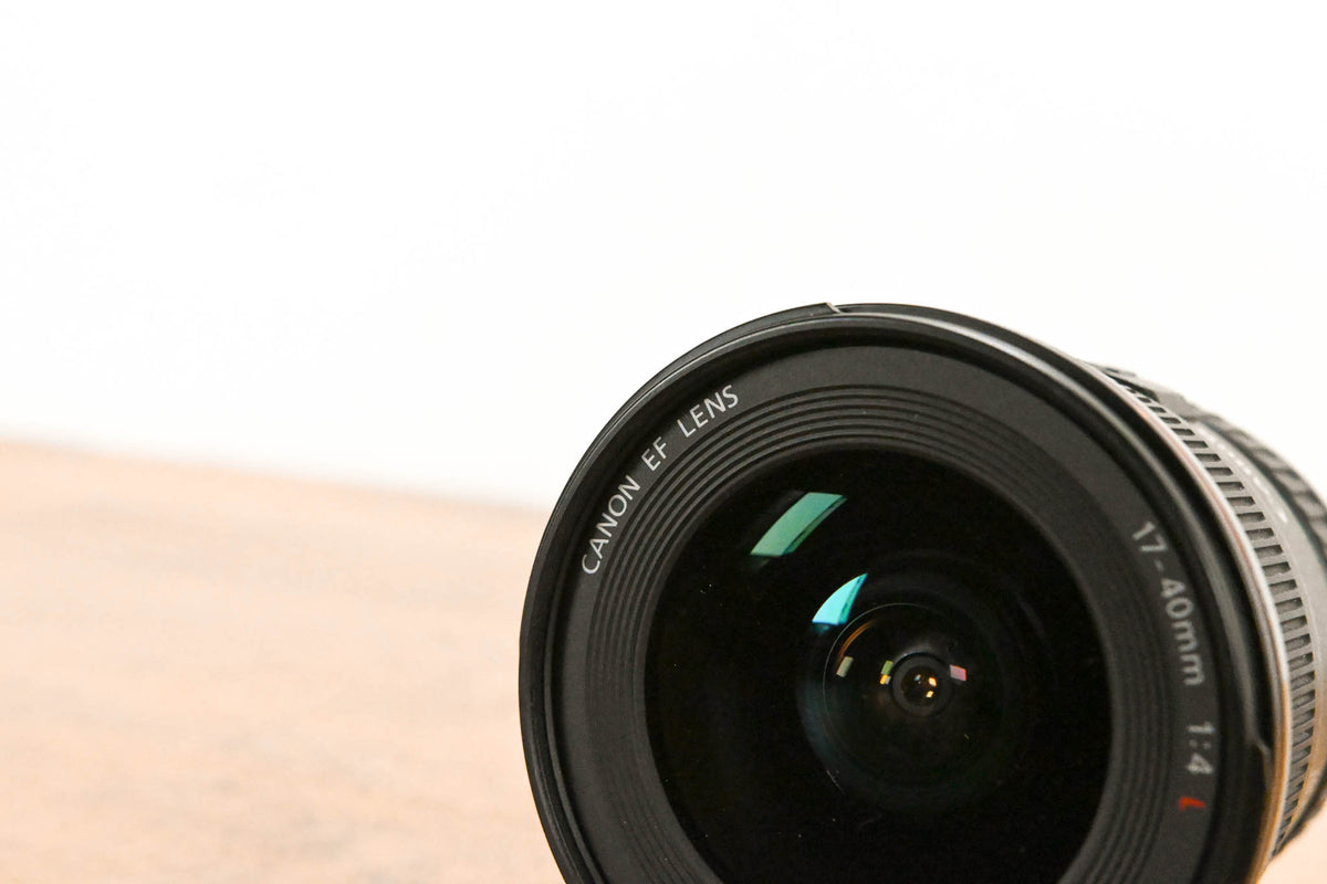 Canon EF 17-40mm f/4L USM Ultra Wide Angle Zoom Lens