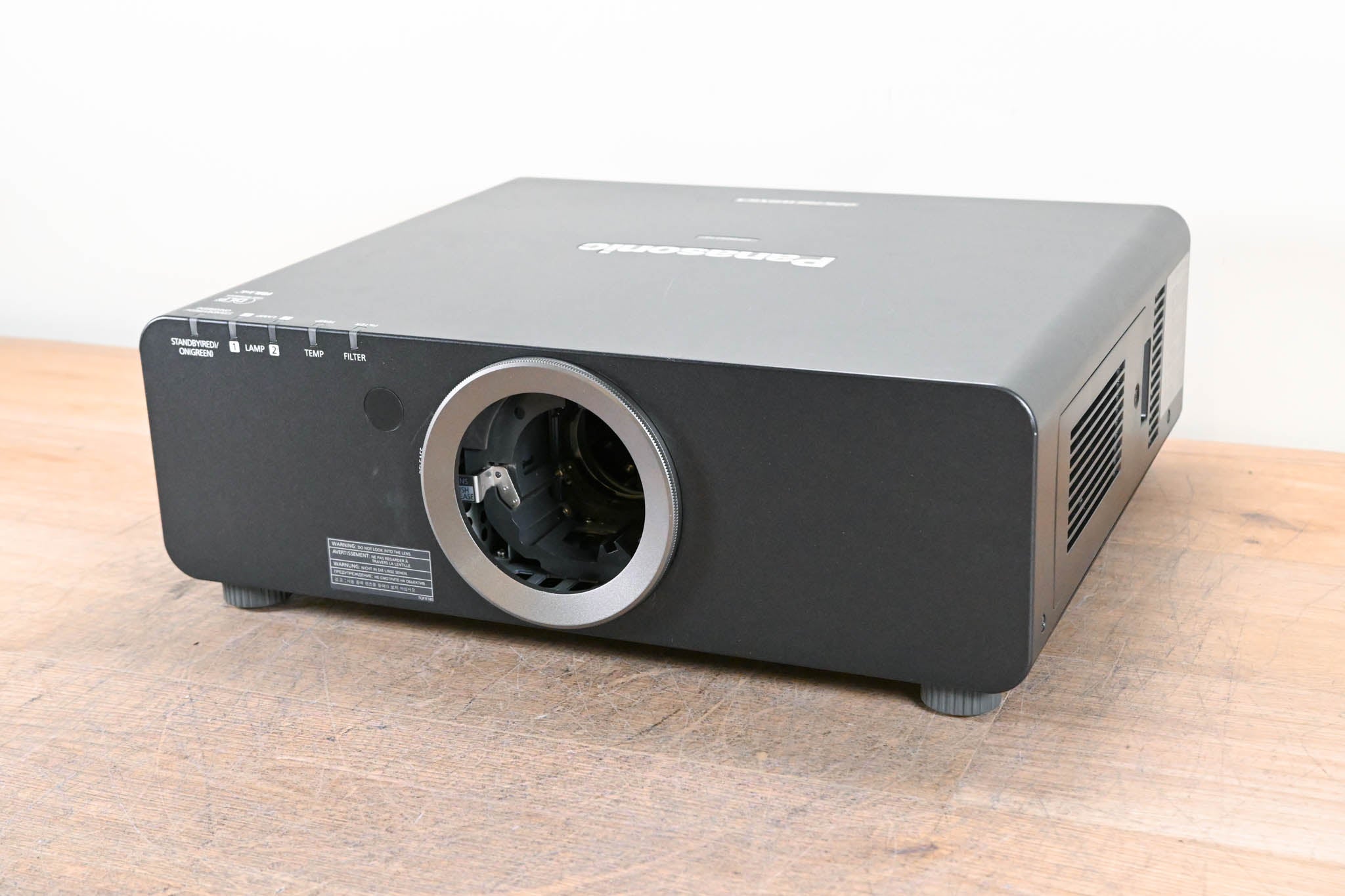 Panasonic PT-DZ6710UL 6,000-Lumen WUXGA Large Venue DLP Projector