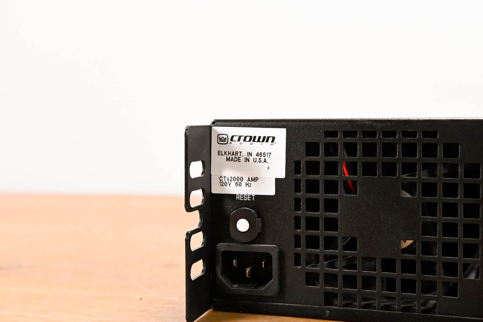 Crown CTs 2000 2-Channel 1000W Power Amplifier