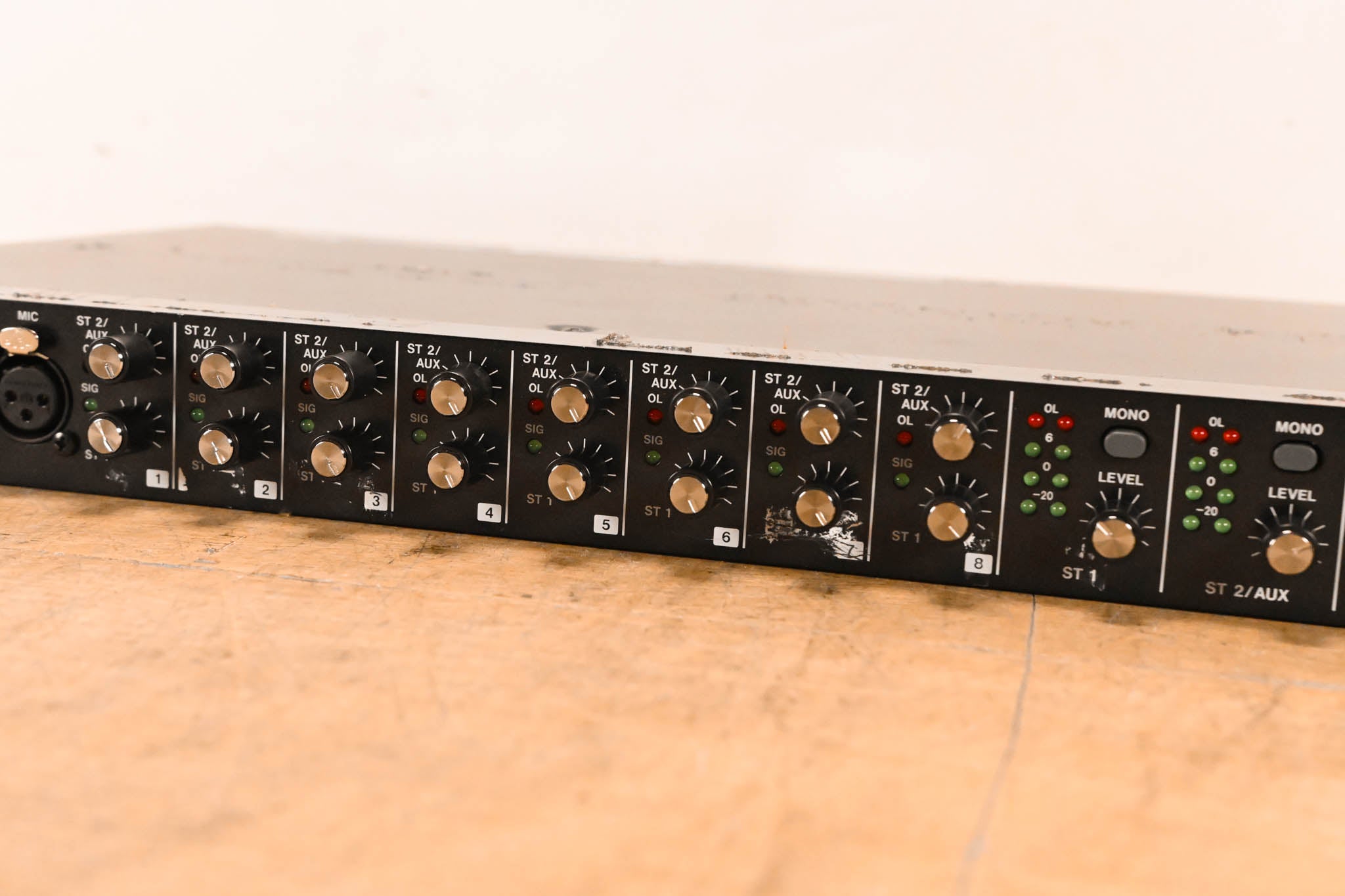 TASCAM LM-8ST Rackmount Line Mixer