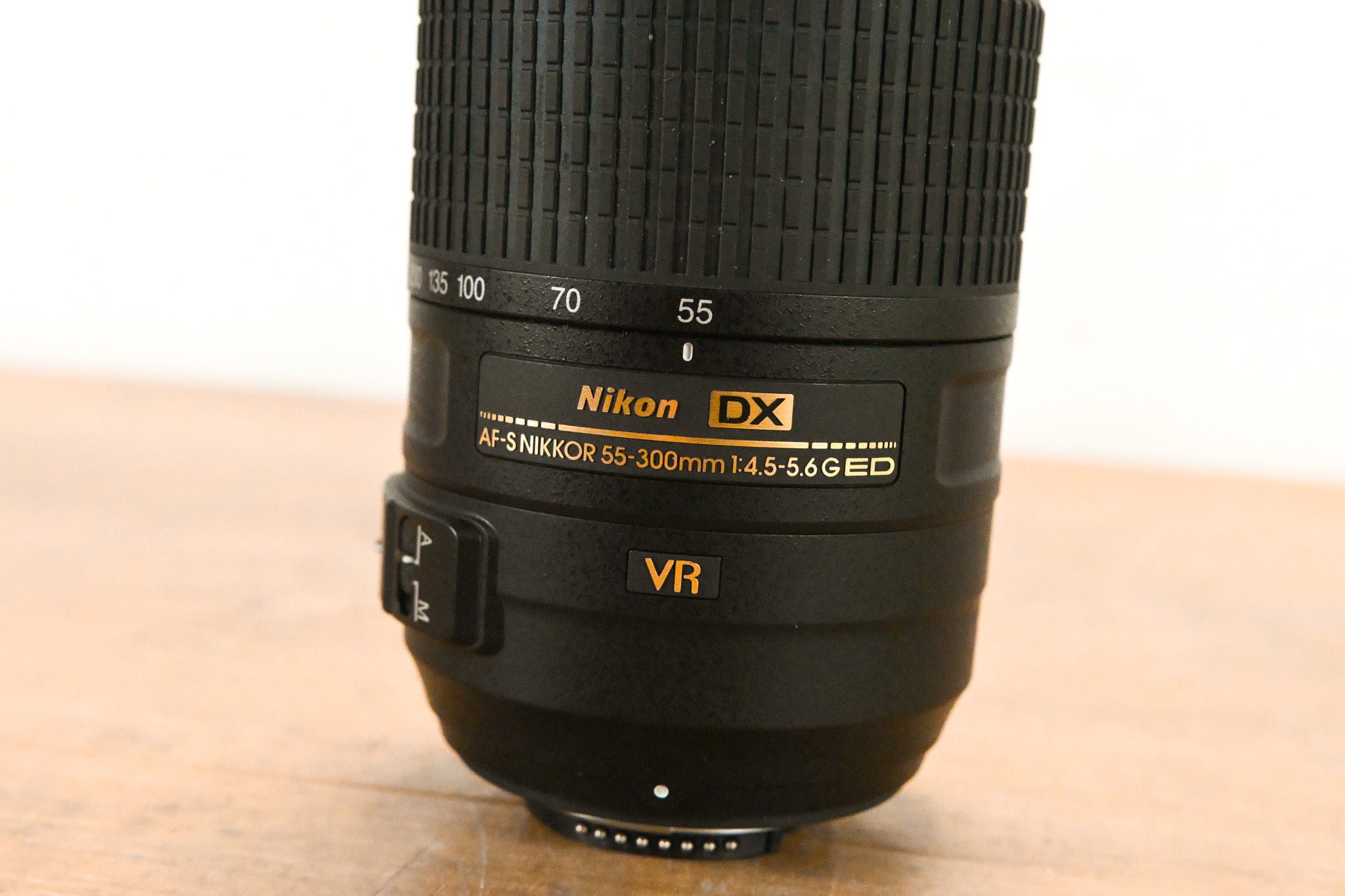 Nikon AF-S DX NIKKOR 55-300mm f/4.5-5.6G ED VR Zoom Lens
