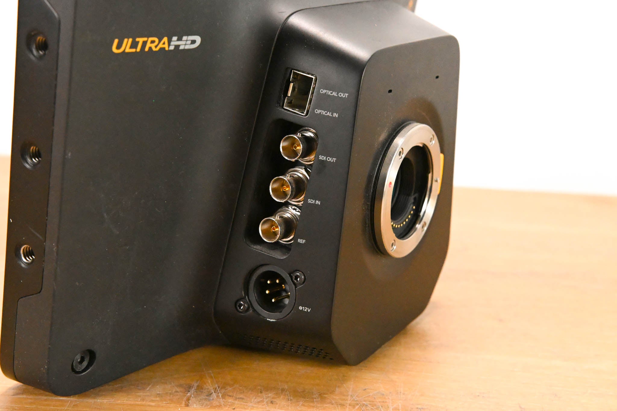 Blackmagic Design Studio Camera 4K 2