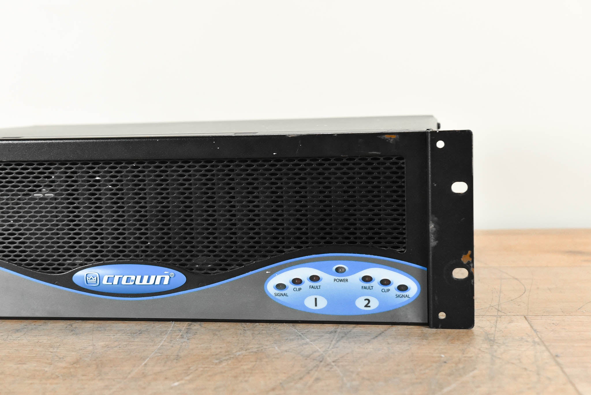 Crown CL2 Contractor Series 2-Channel Power Amplifier