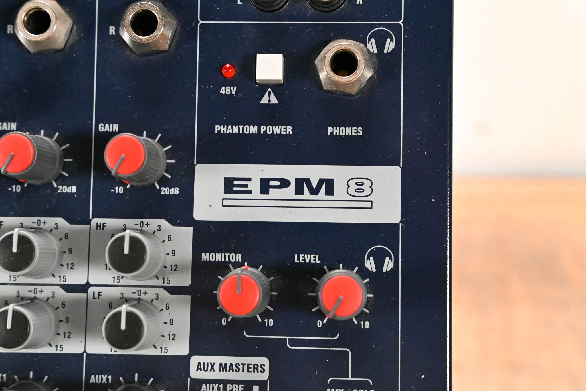 Soundcraft EPM8 High-Performance 10-Channel Analog Audio Mixer