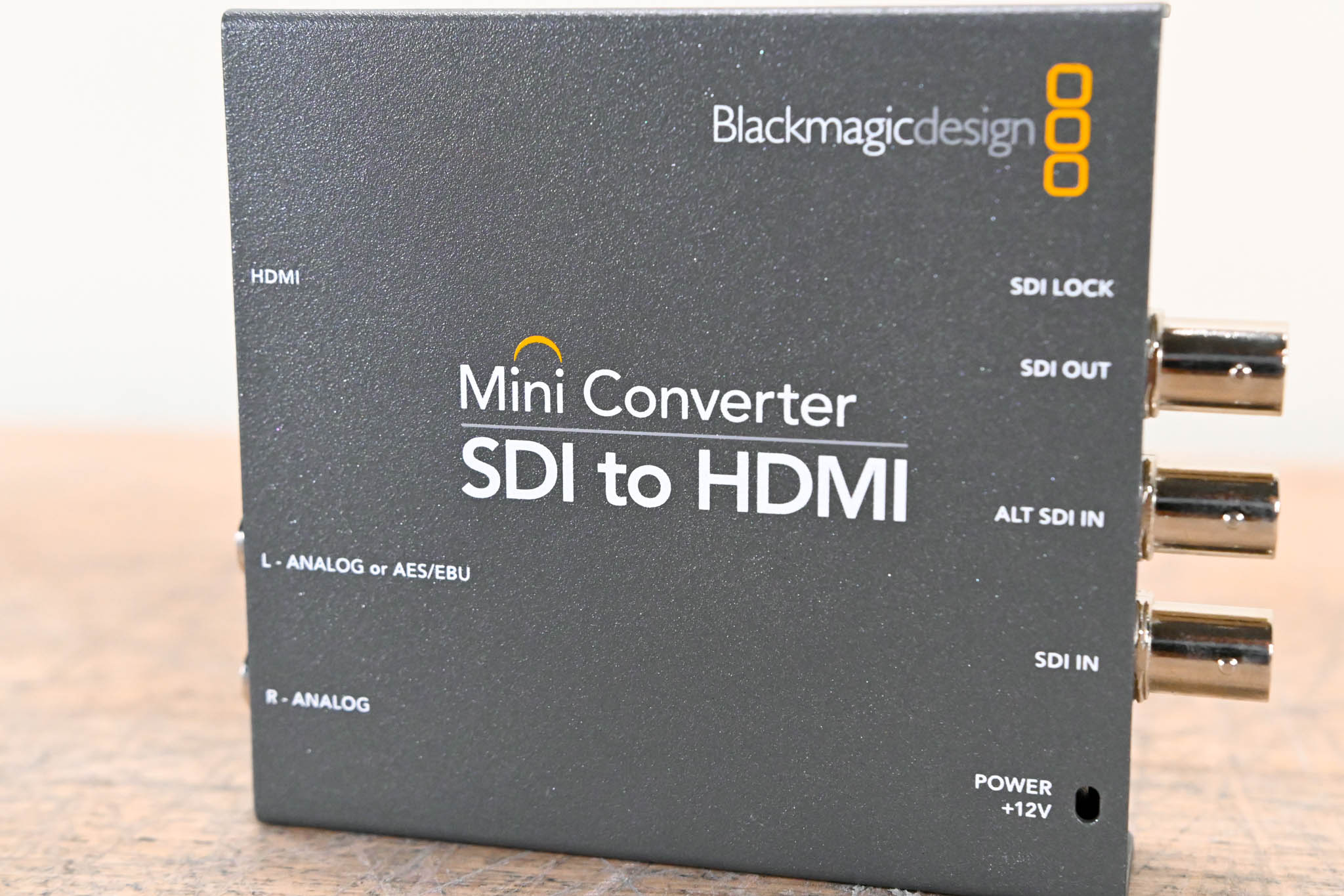 Blackmagic Design Mini Converter - SDI to HDMI (NO POWER SUPPLY)