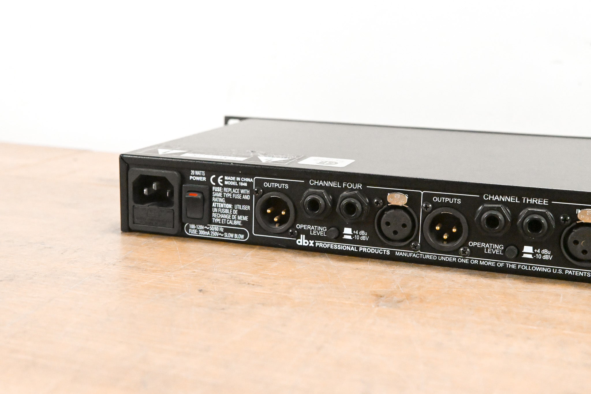 dbx 1046 Quad Compressor/Limiter