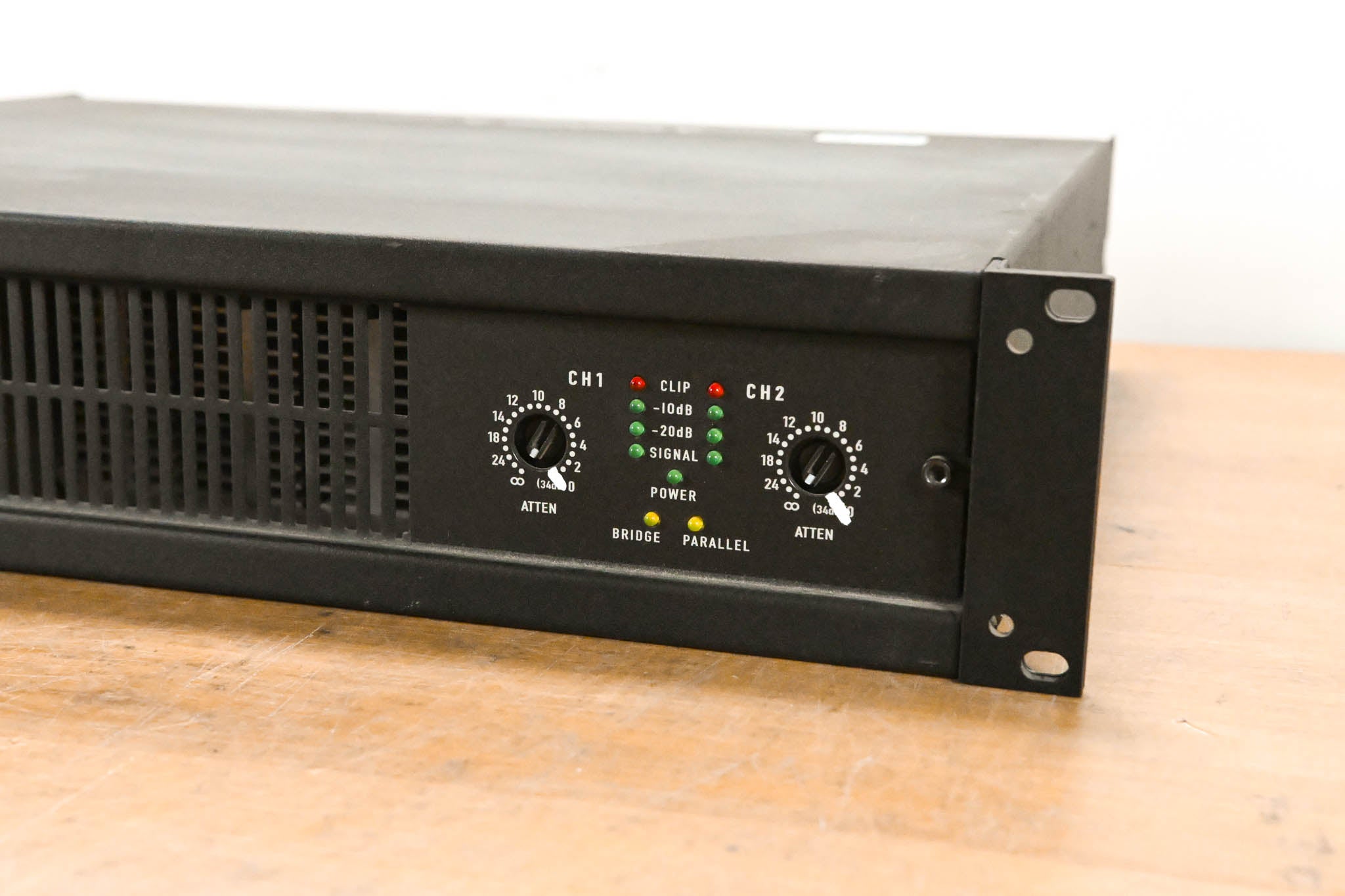 QSC CX702 2-Channel 700W Power Amplifier
