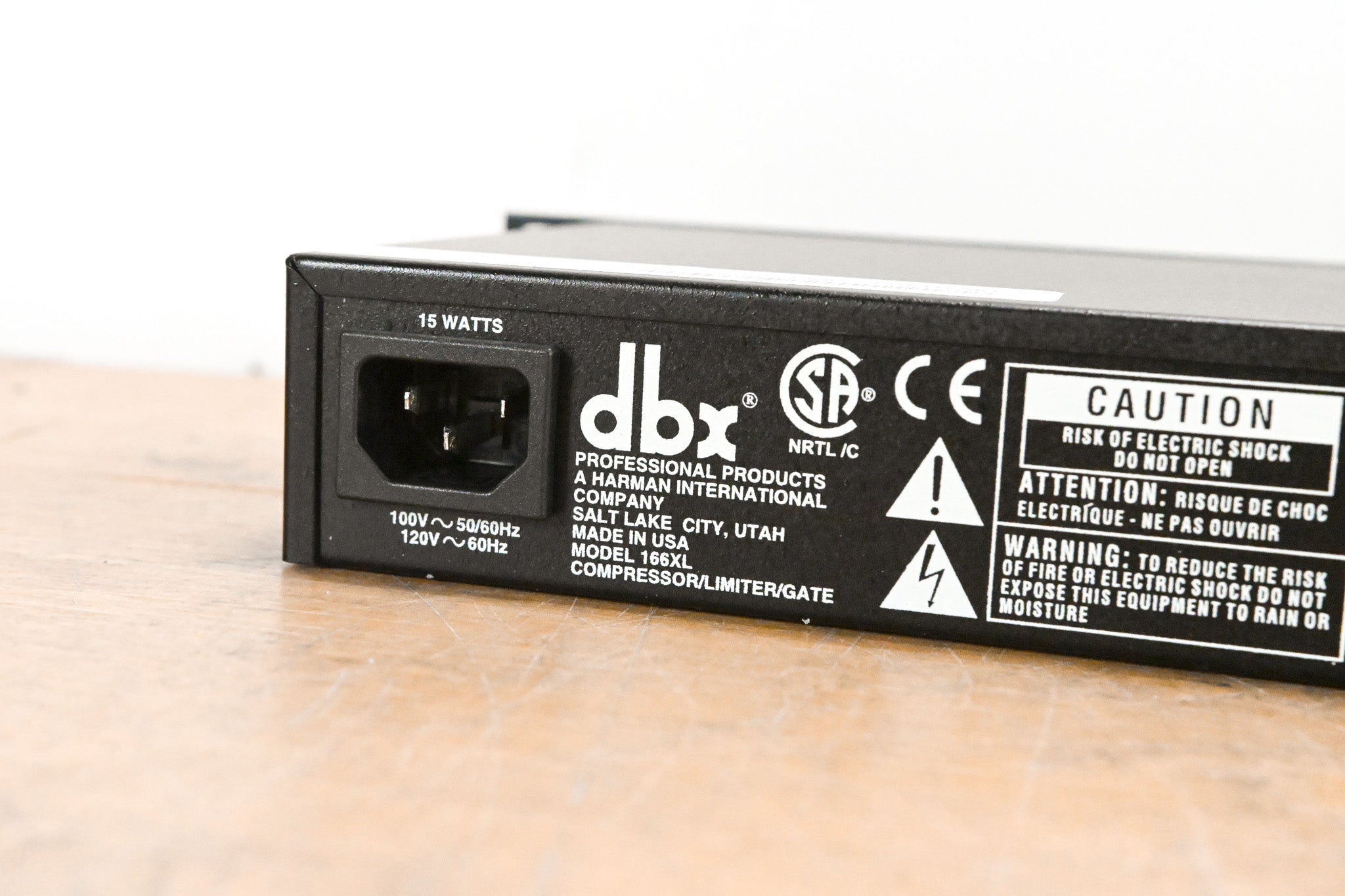 dbx 166XL 2-Channel Compressor/Limiter/Gate
