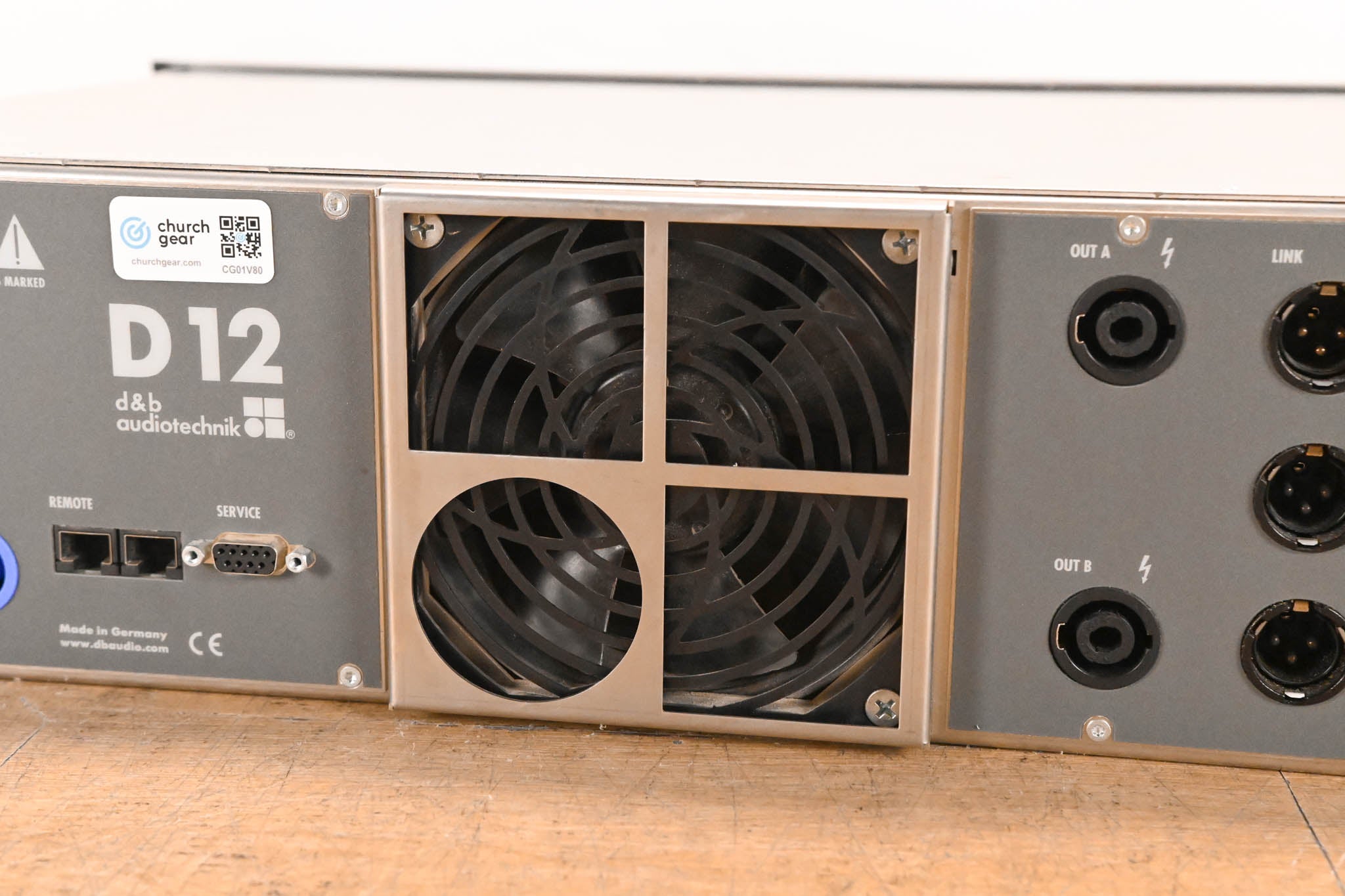 d&b audiotechnik D12 Dual-Channel Power Amplifier