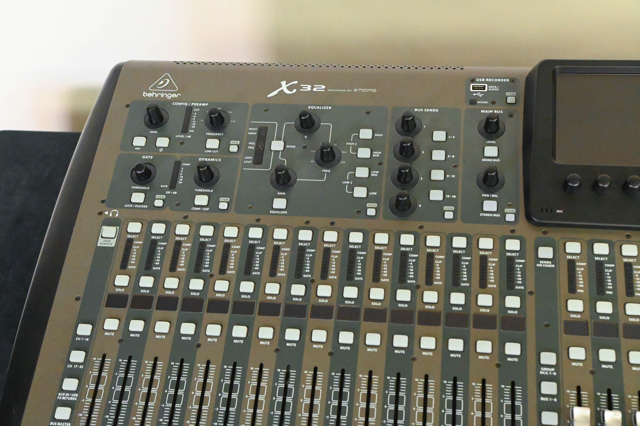 Behringer X32 40-Channel Digital Mixing Console