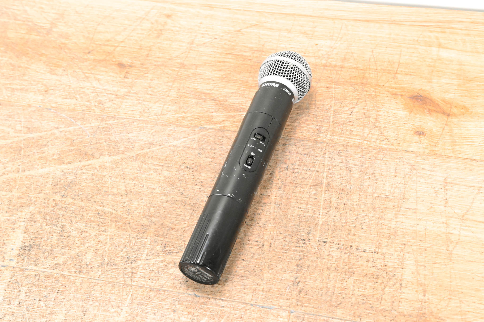 Shure T2/58 Handheld Transmitter w/ SM58 Capsule - CG Band: 186.200 MHz