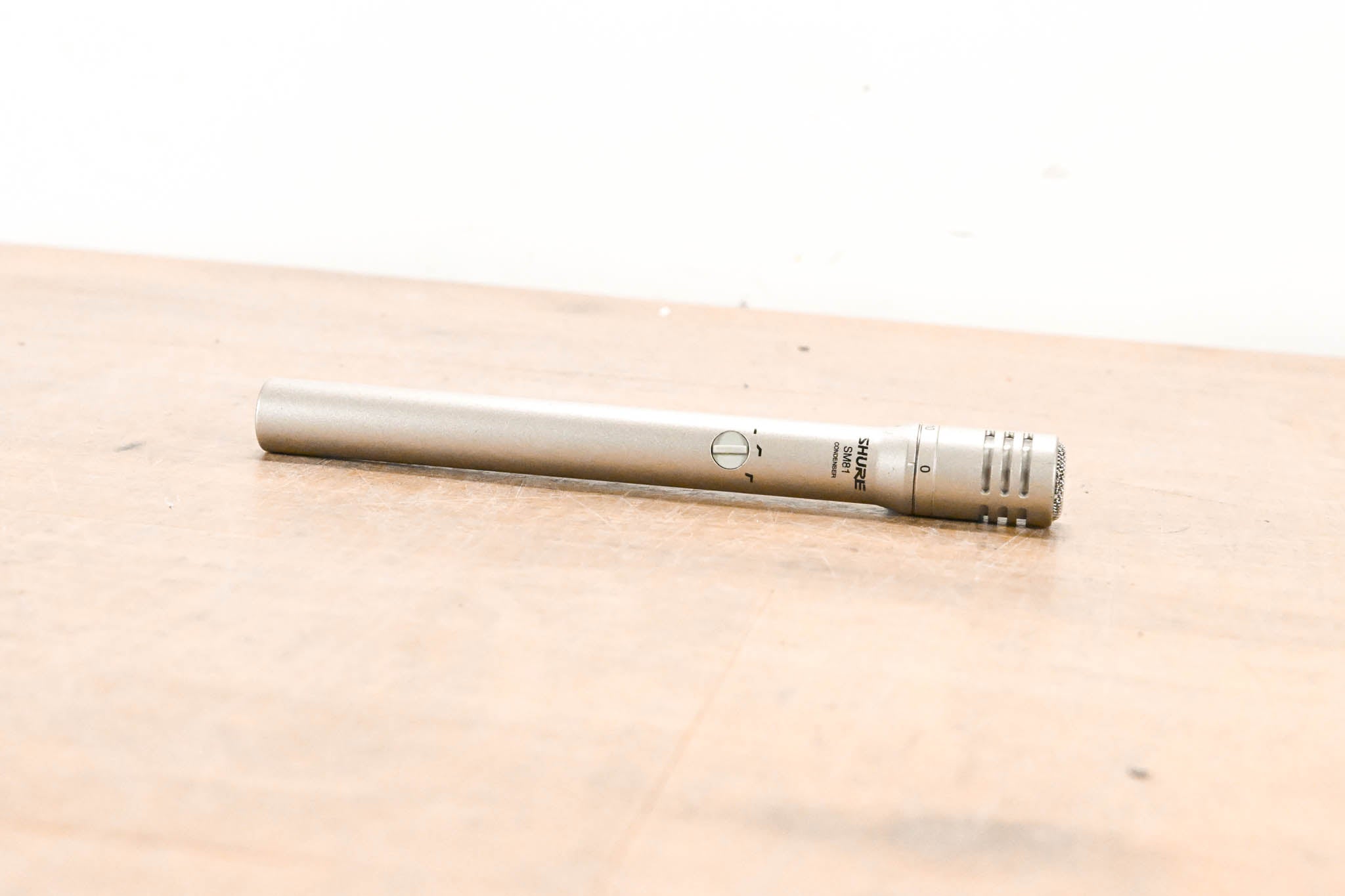 Shure SM81 Cardioid Condenser Microphone