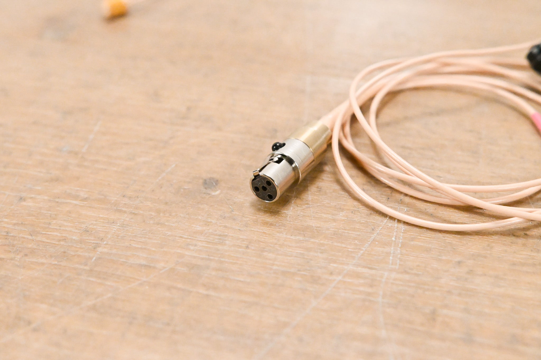 DPA Microphones 4088 CORE Directional Headset Mic, Beige, TA4F Connector