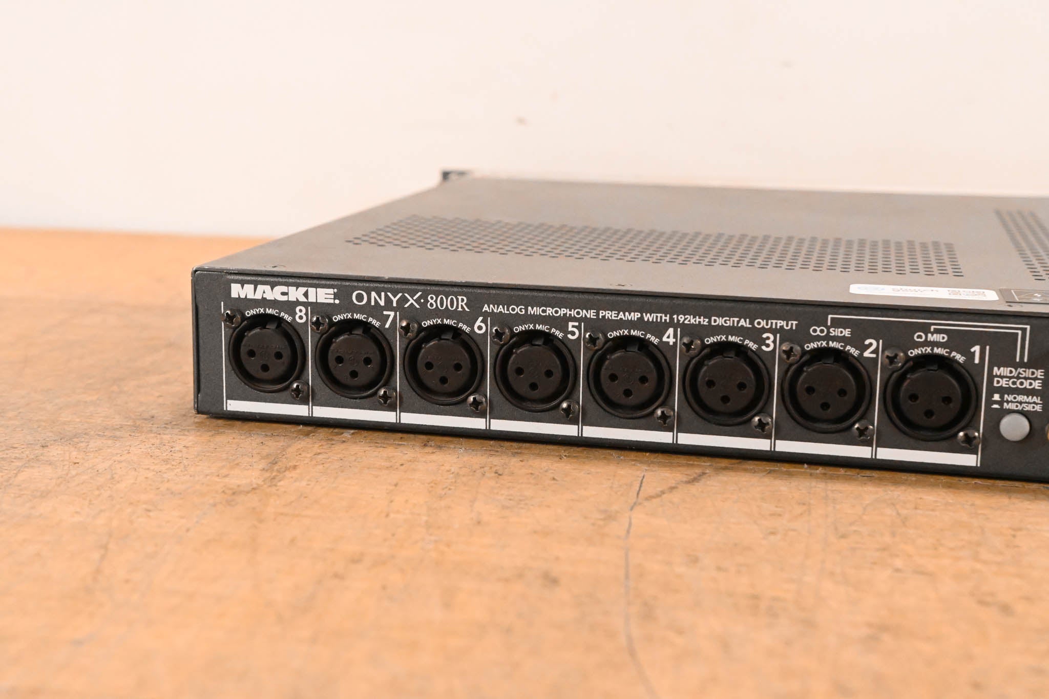 Mackie ONYX-800R 8-Channel Analog Mic Preamp w/ 192kHz Digital Output