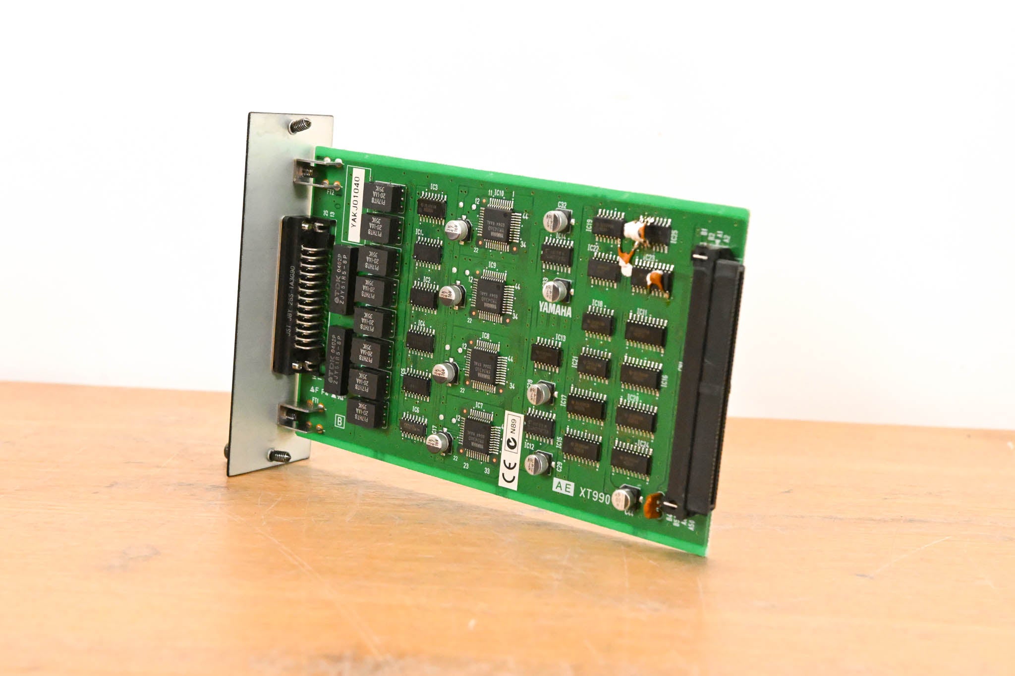 Yamaha MY8-AE 8-Channel AES/EBU Input/Output Card