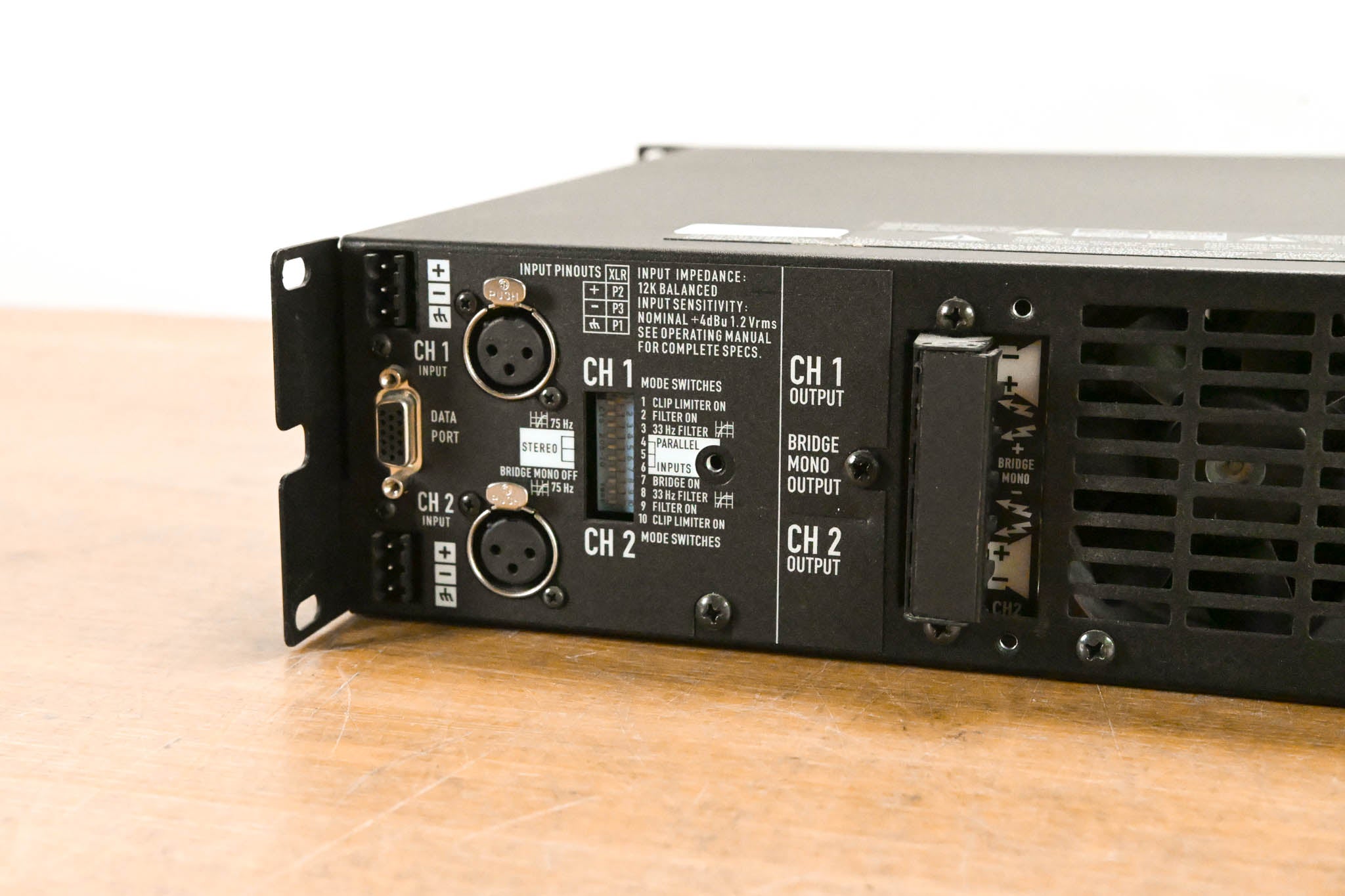 QSC CX302 2-Channel Power Amplifier