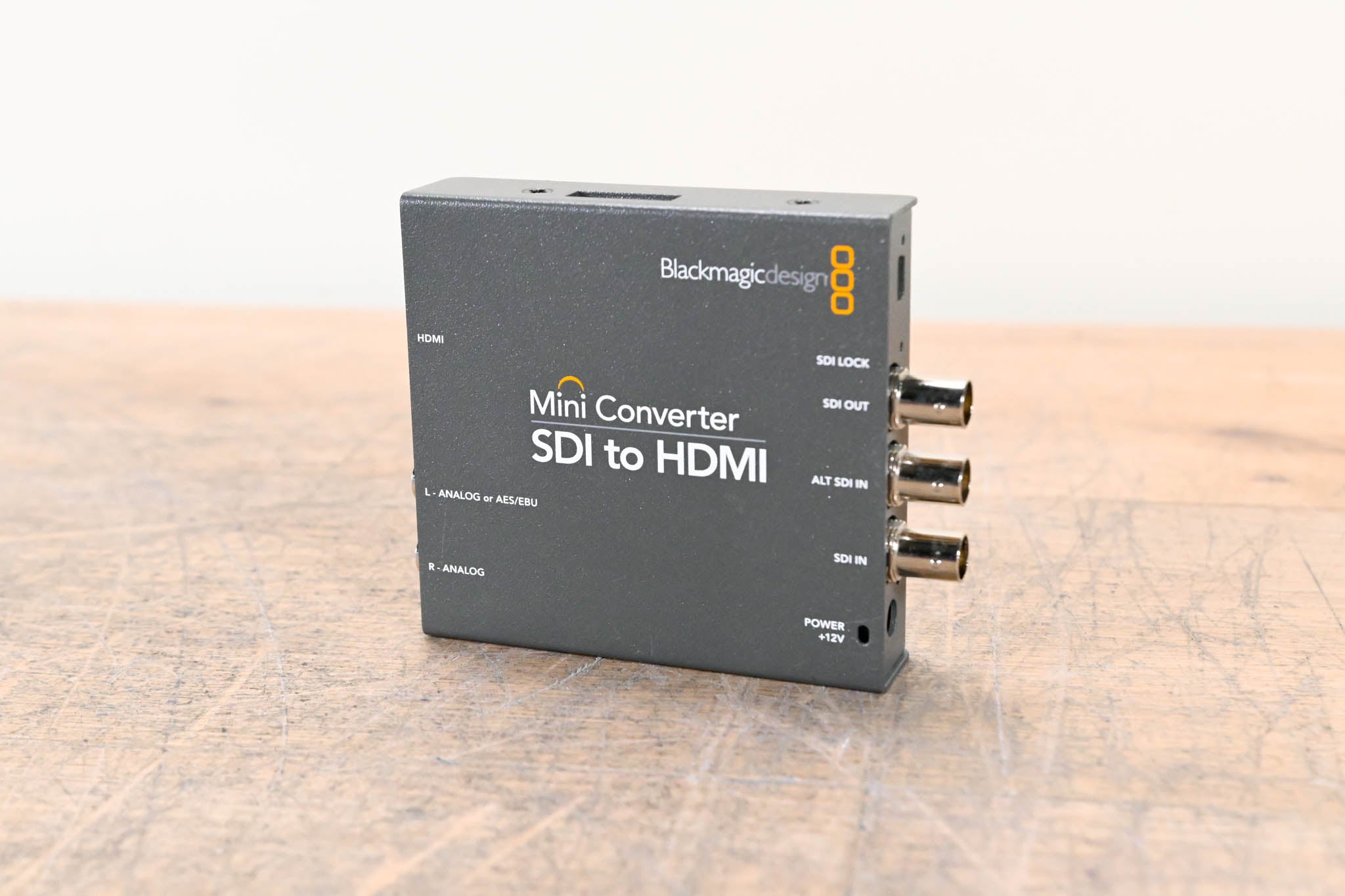 Blackmagic Design Mini Converter - SDI to HDMI (NO POWER SUPPLY)