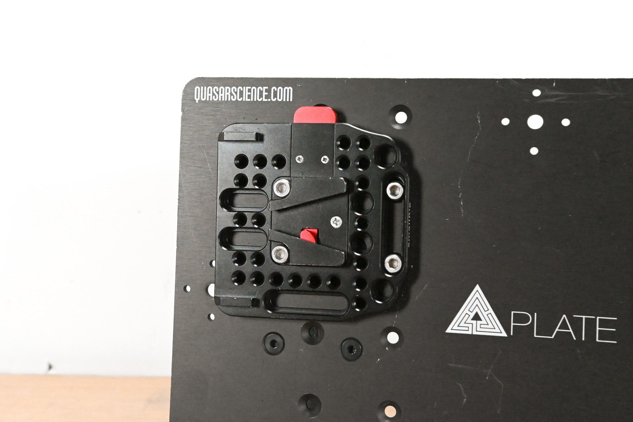 Quasar Science QMP4 MyWay Mounting Plate w/ Dual V-Mount Battery Plates