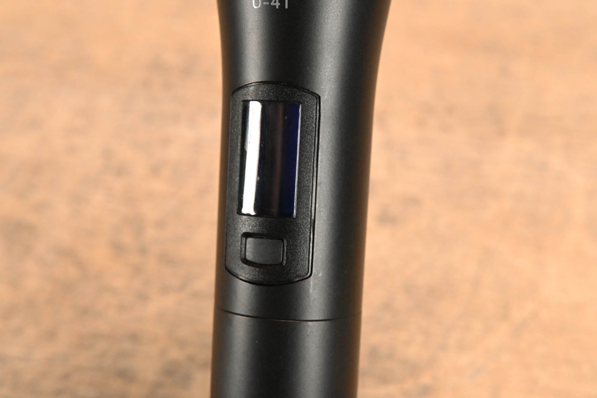 Airwave Technologies U-41 Handheld Transmitter Microphone - 514-542 MHz