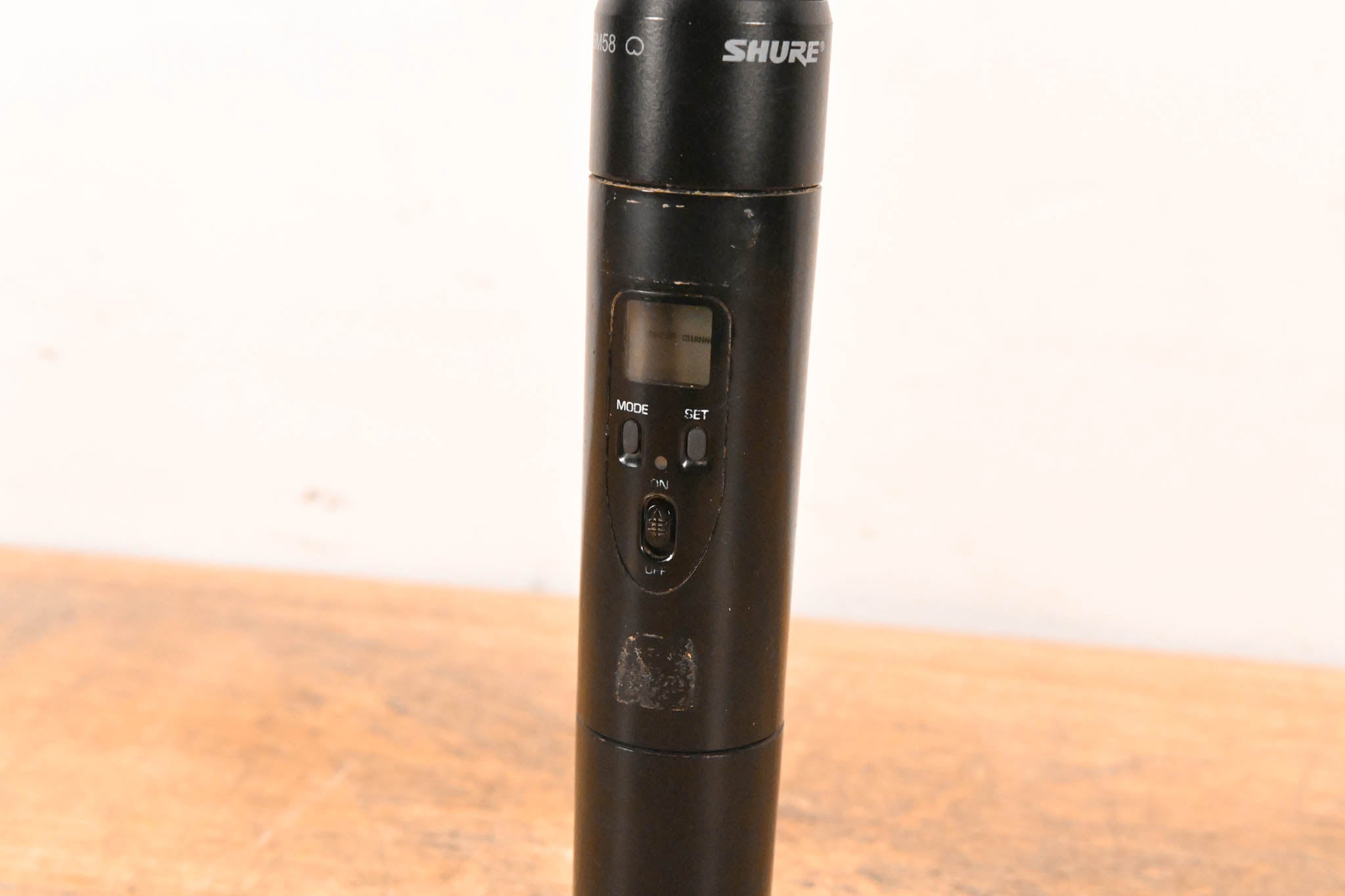 Shure ULXS24/58 Handheld Wireless System - J1 Band (NO POWER SUPPLY)