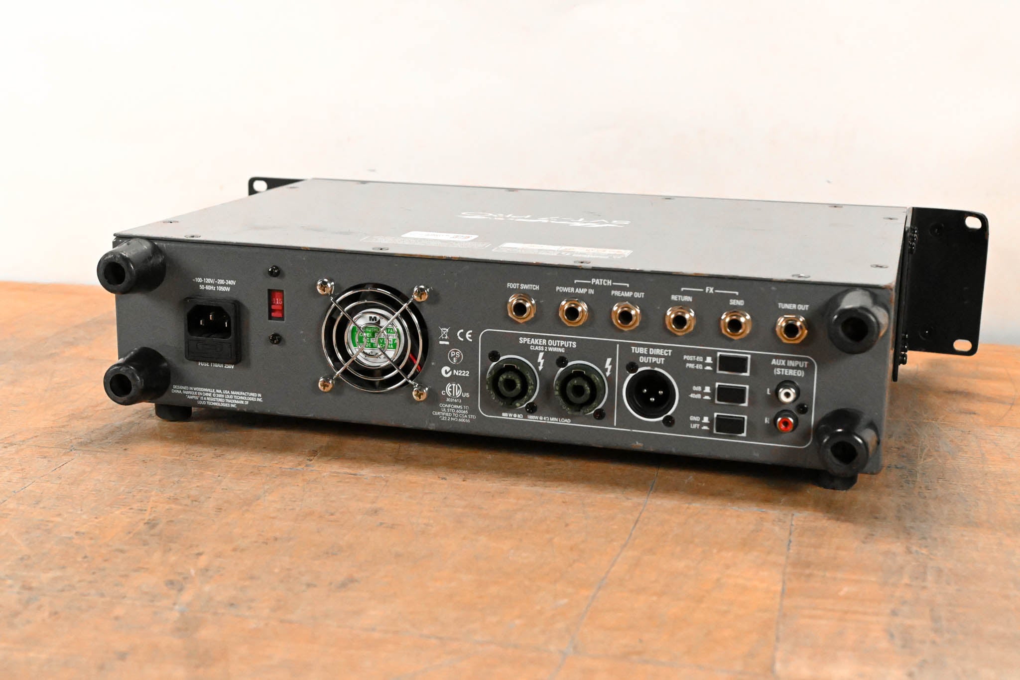 Ampeg SVT-7 PRO 1000W Bass Amp Head