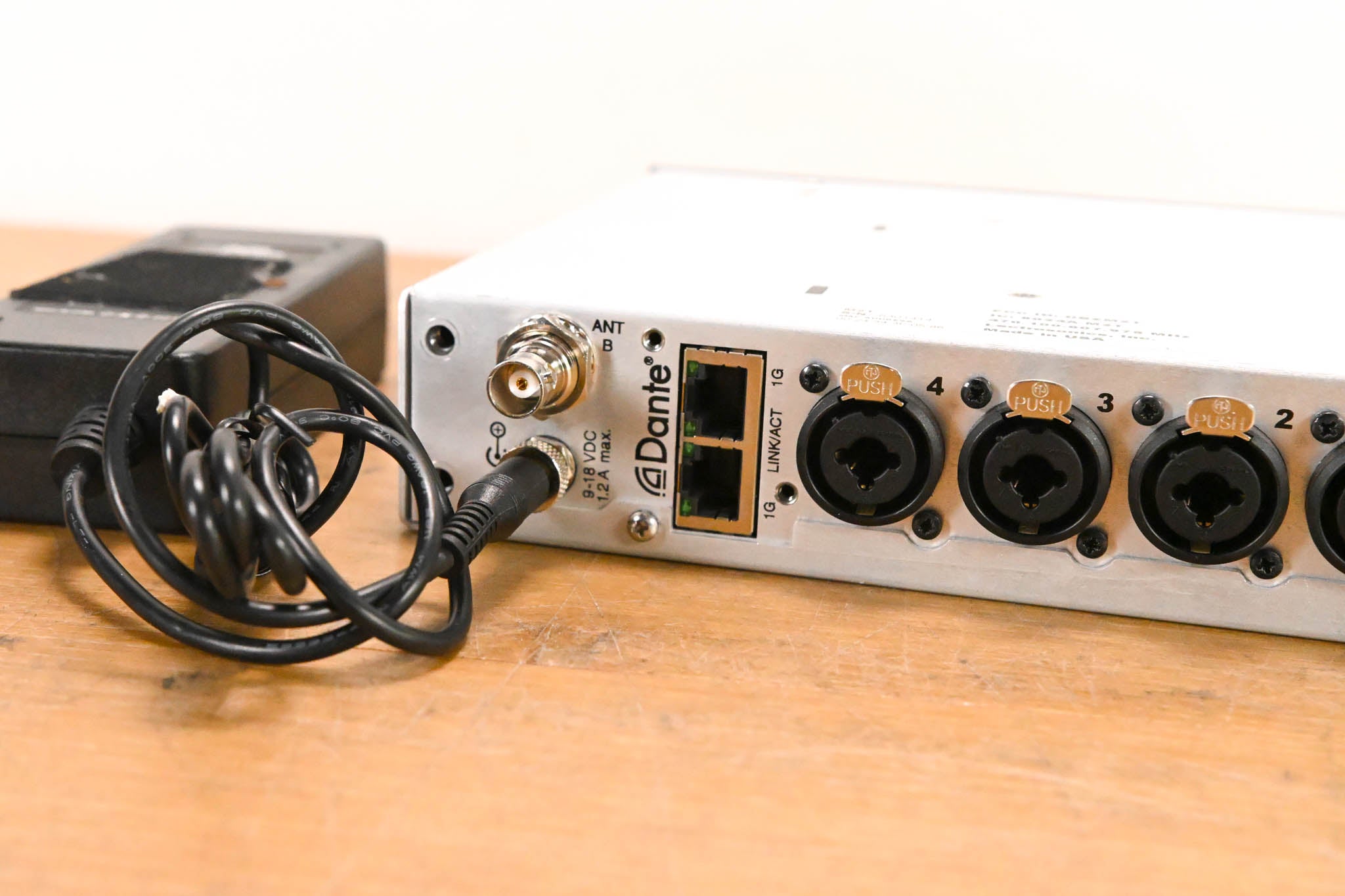 Lectrosonics Duet M2T/M2Ra IEM/IFB System - 470-608 MHz