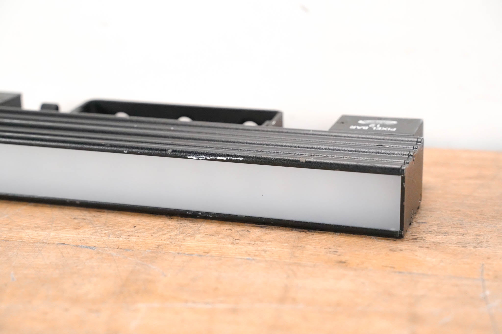 Elation Pixel Bar 12 LED Fixture (12 LEDs)