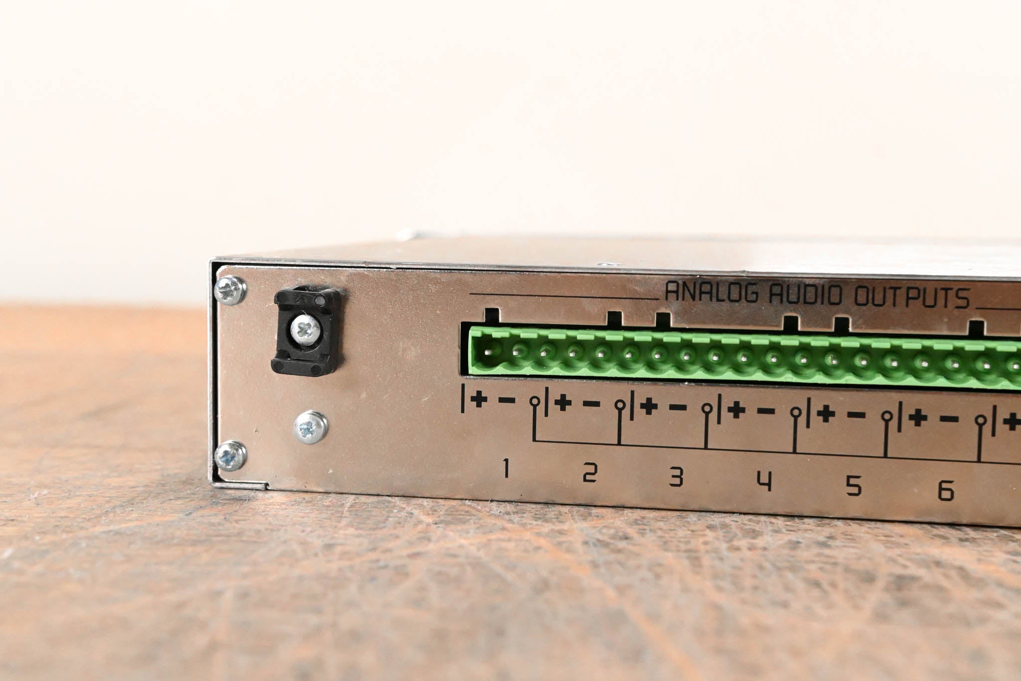 Digigram EtherSound ES8OUT TB Ethernet Audio Bridge