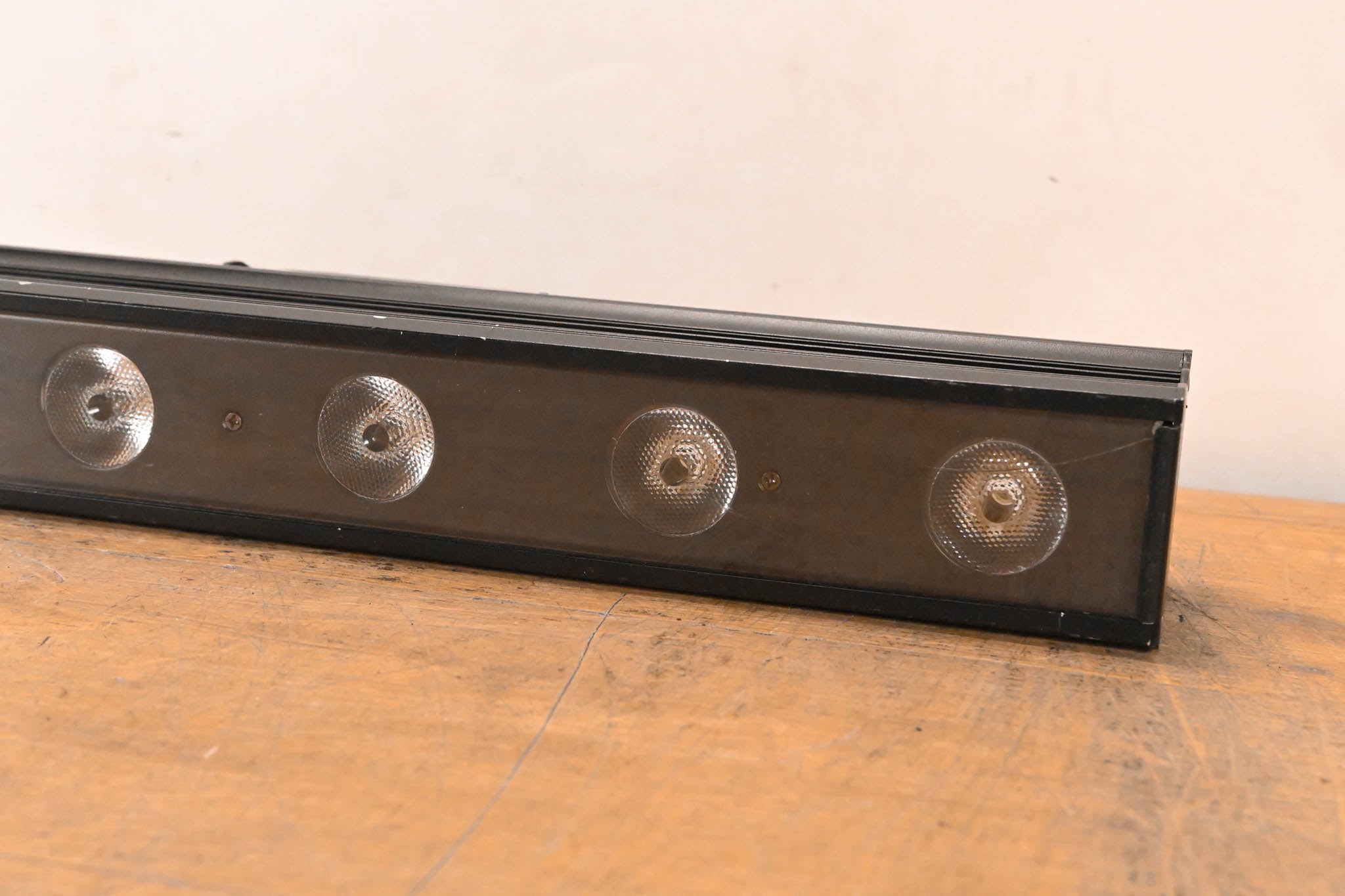 Chauvet COLORdash Batten-Quad 6 Linear RGBA Wash Light CG01UT6