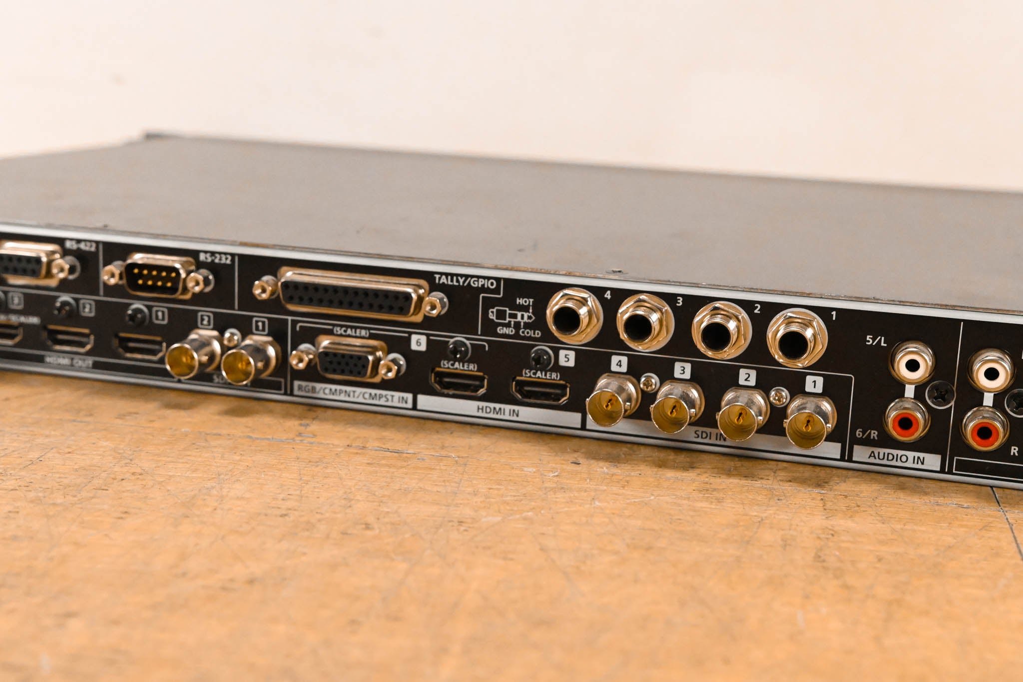 Roland XS-62S 6-Channel HD Video Switcher