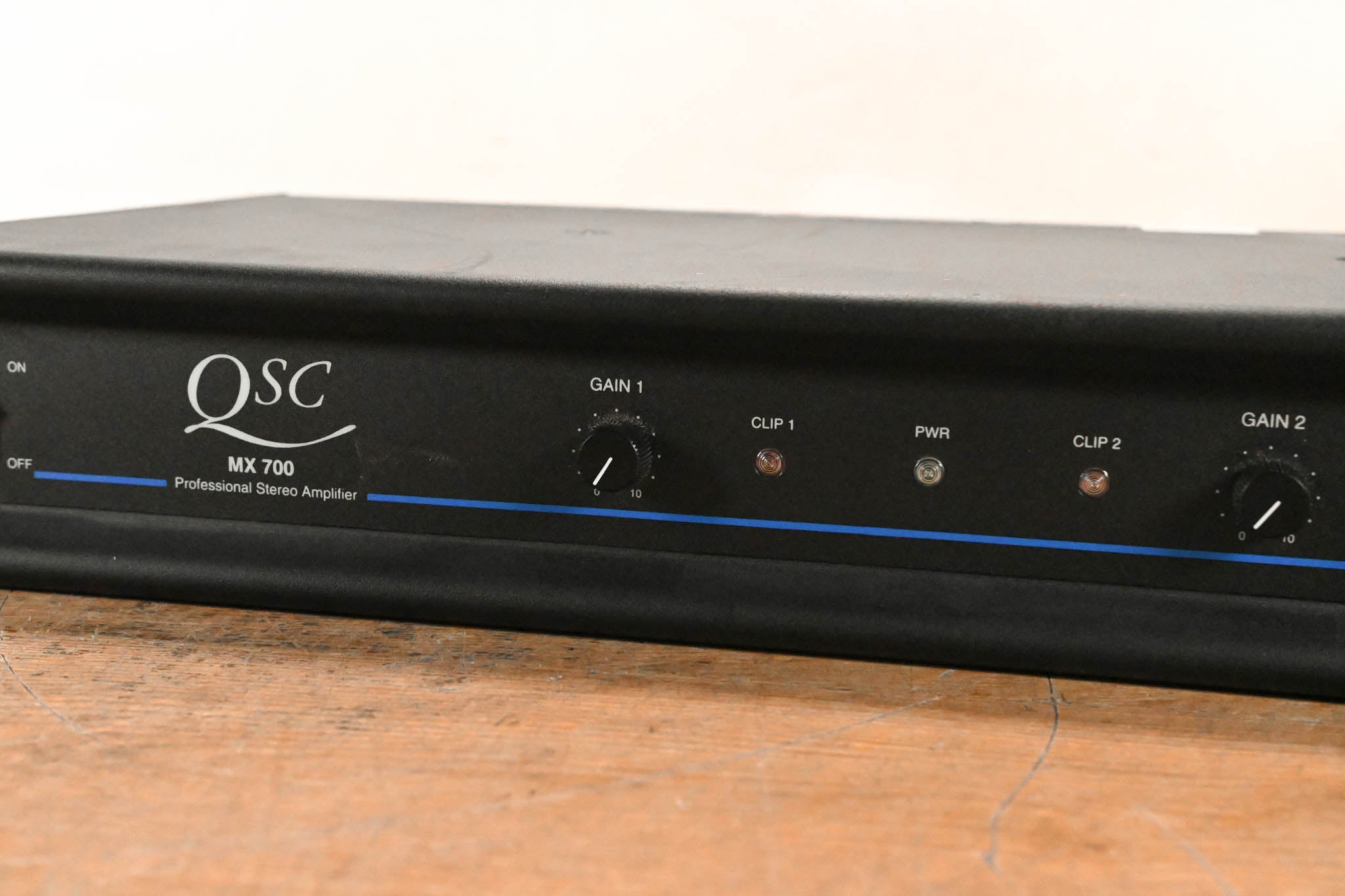 QSC MX 700 2-Channel Power Amplifier