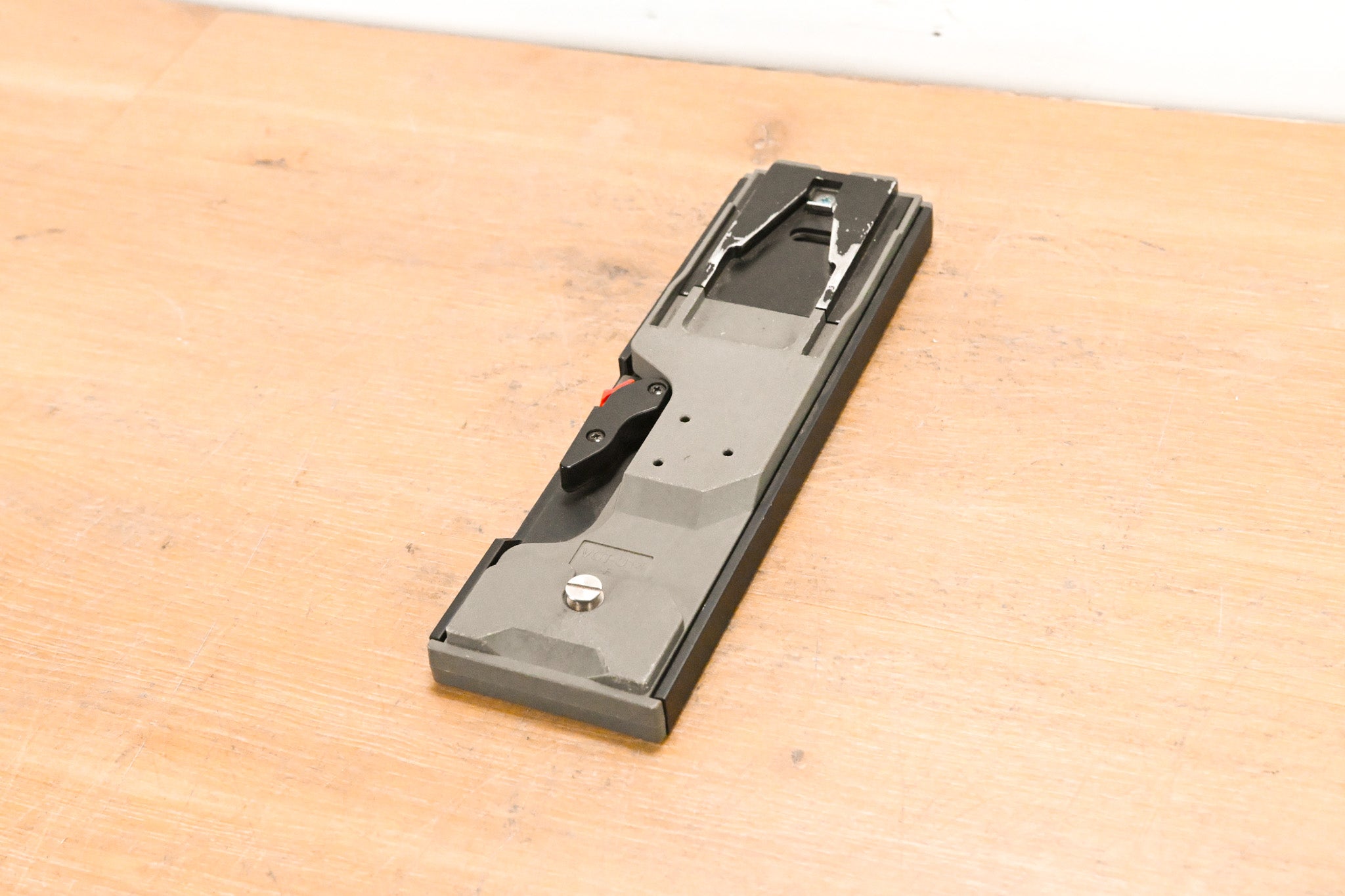 Sony VCT-U14-F Quick Release Tripod Adapter