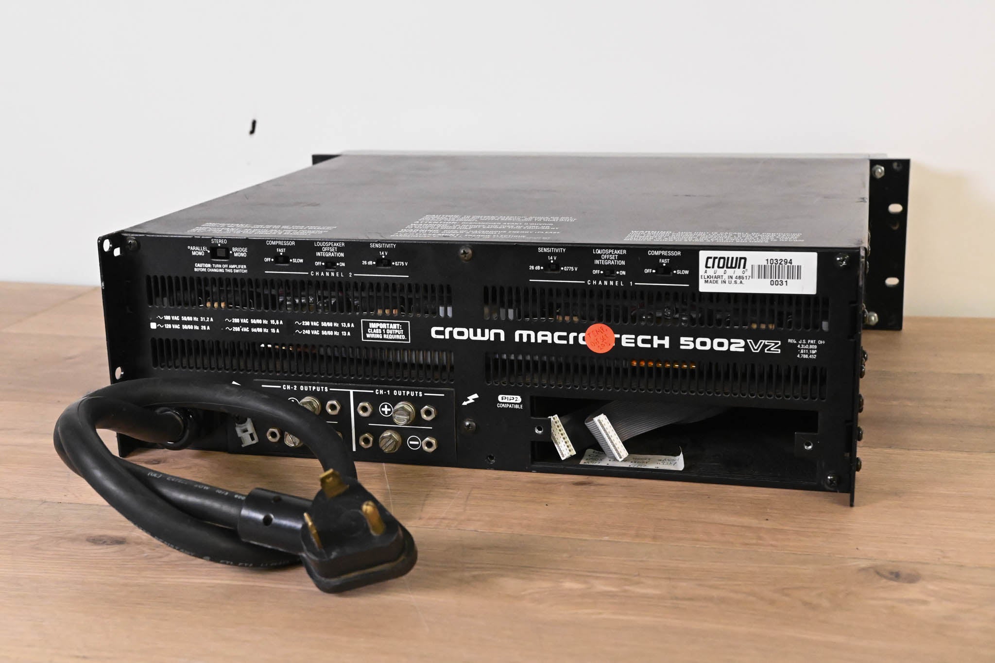 Crown Macro-Tech 5002VZ 2-Channel Power Amplifier