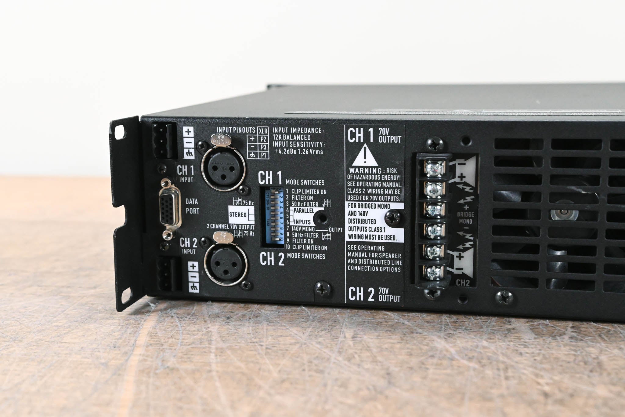 QSC CX302V 2-Channel Power Amplifier