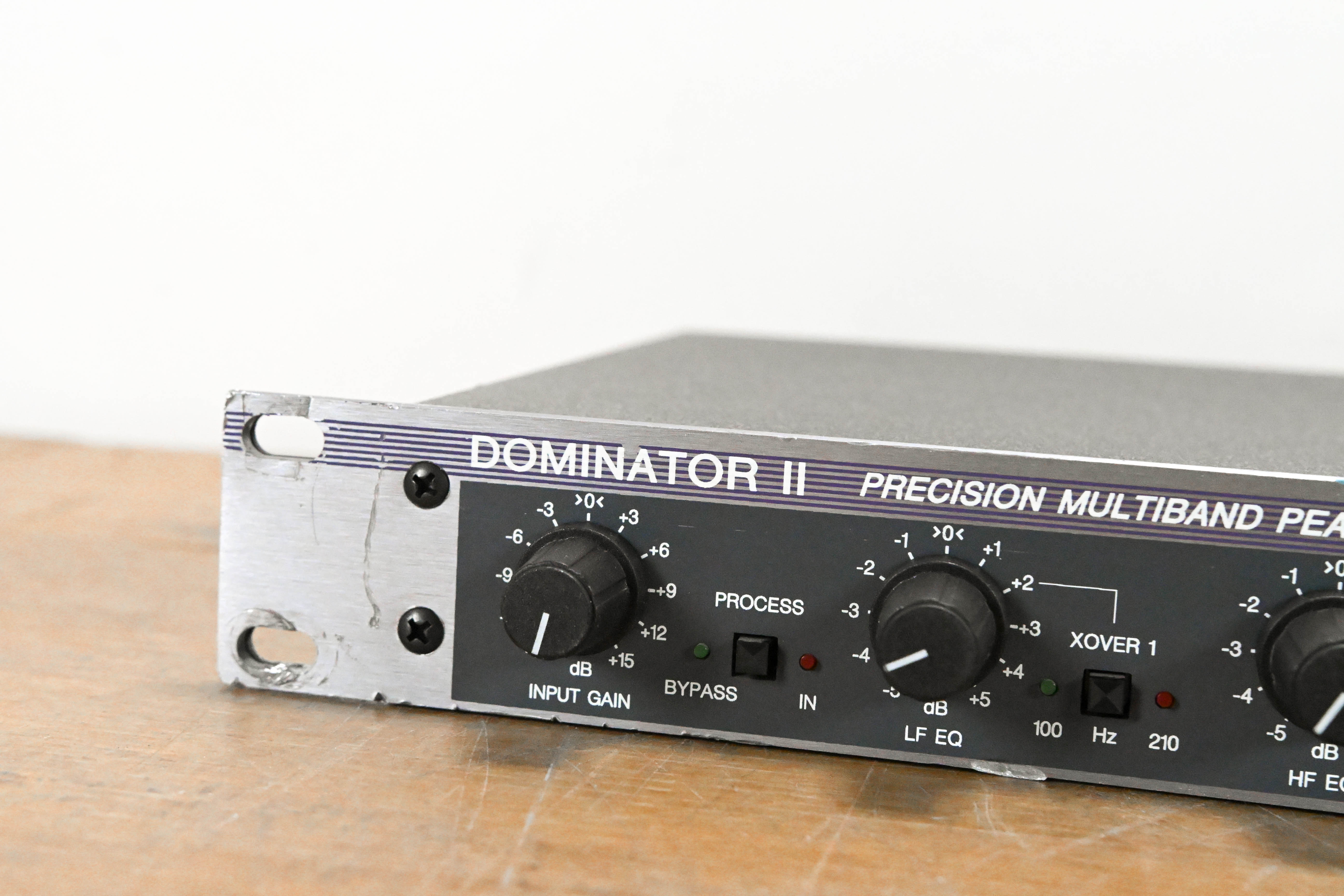 Aphex 720 DOMINATOR II Precision Multiband Peak Limiter