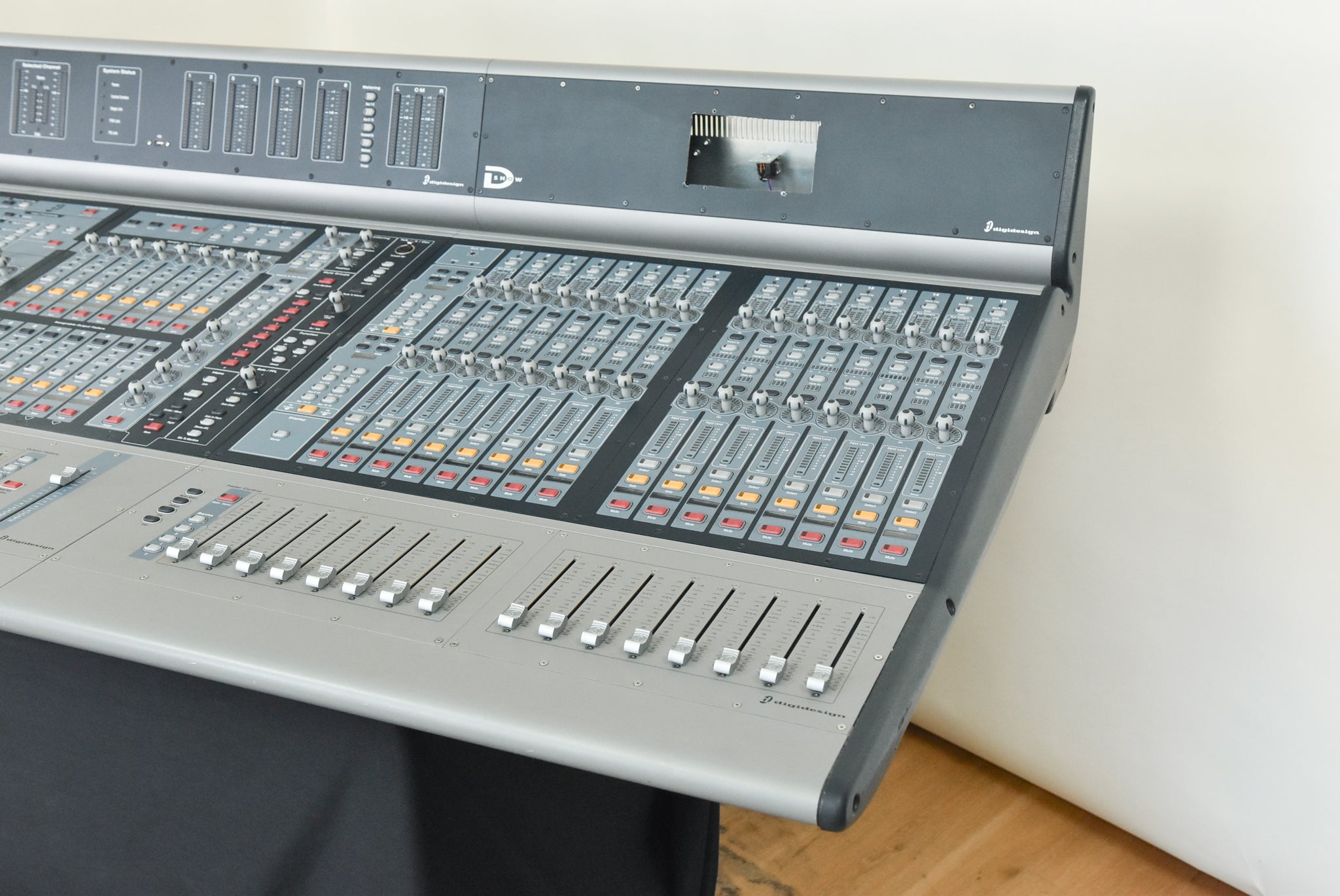 Digidesign VENUE D-Show Console Surface w/ Side Car