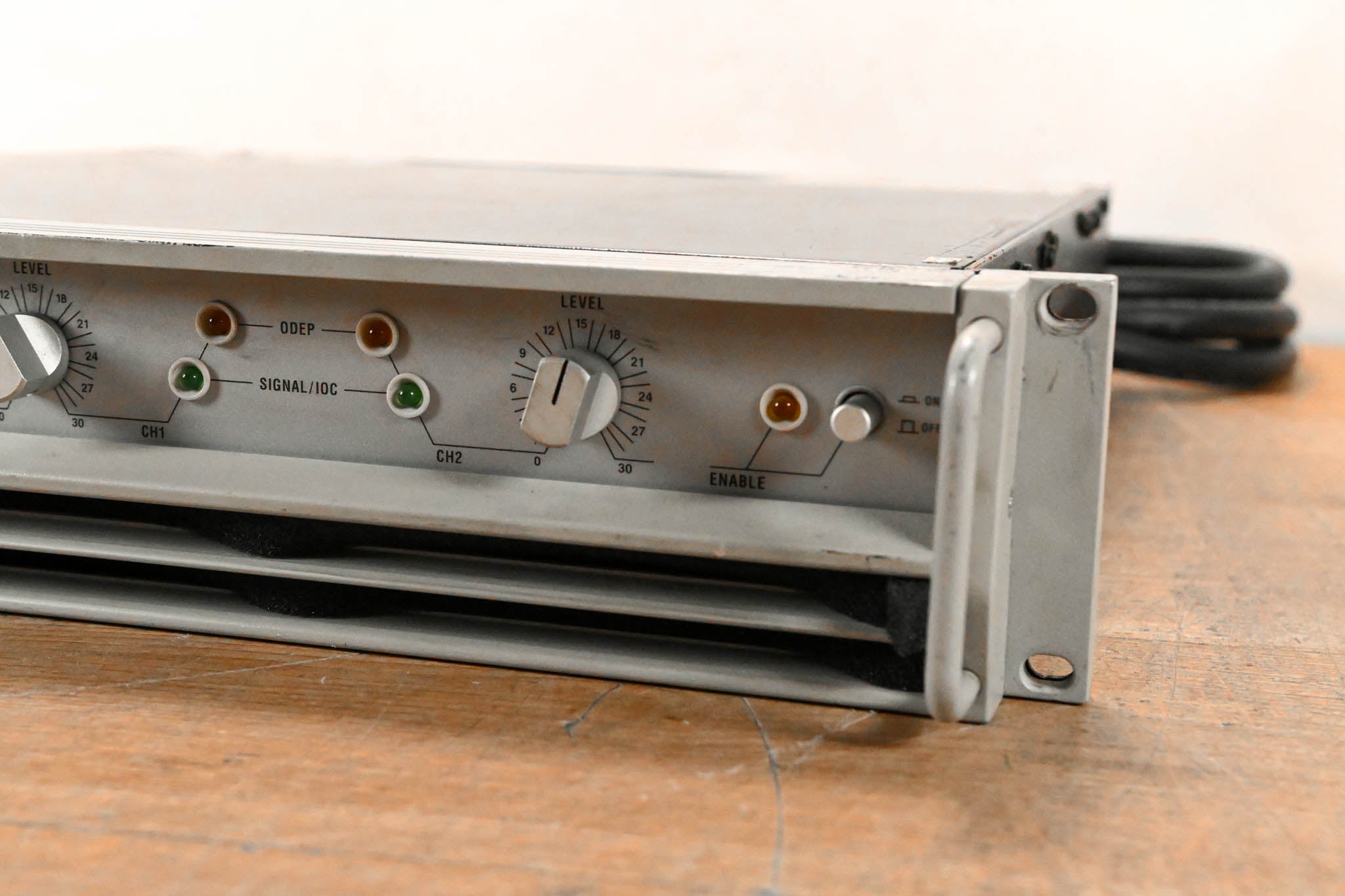 Crown Macro-Tech 3600VZ 2-Channel Power Amplifier