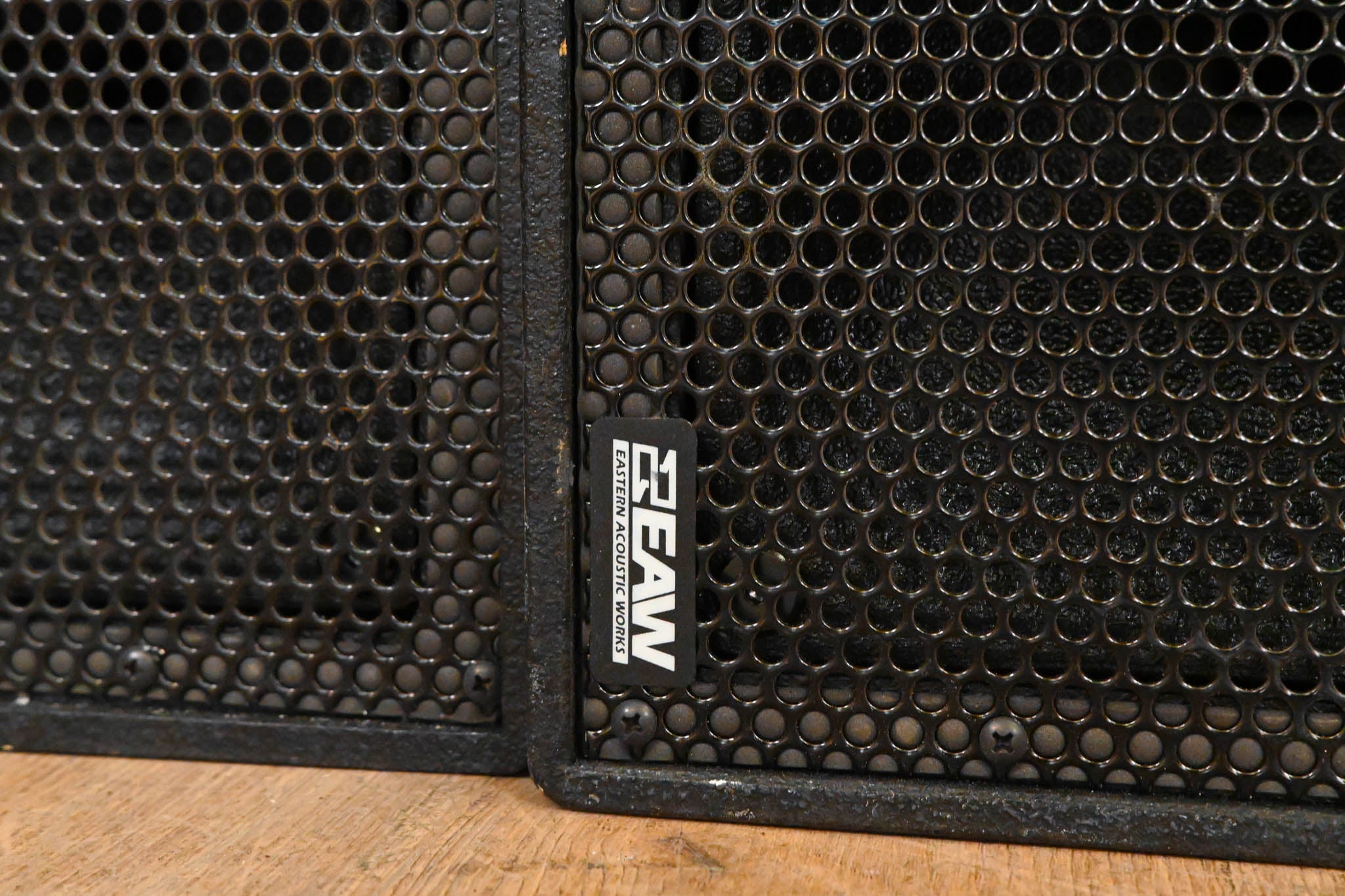 EAW UB82e 2-Way Passive Full Range Loudspeaker (PAIR)