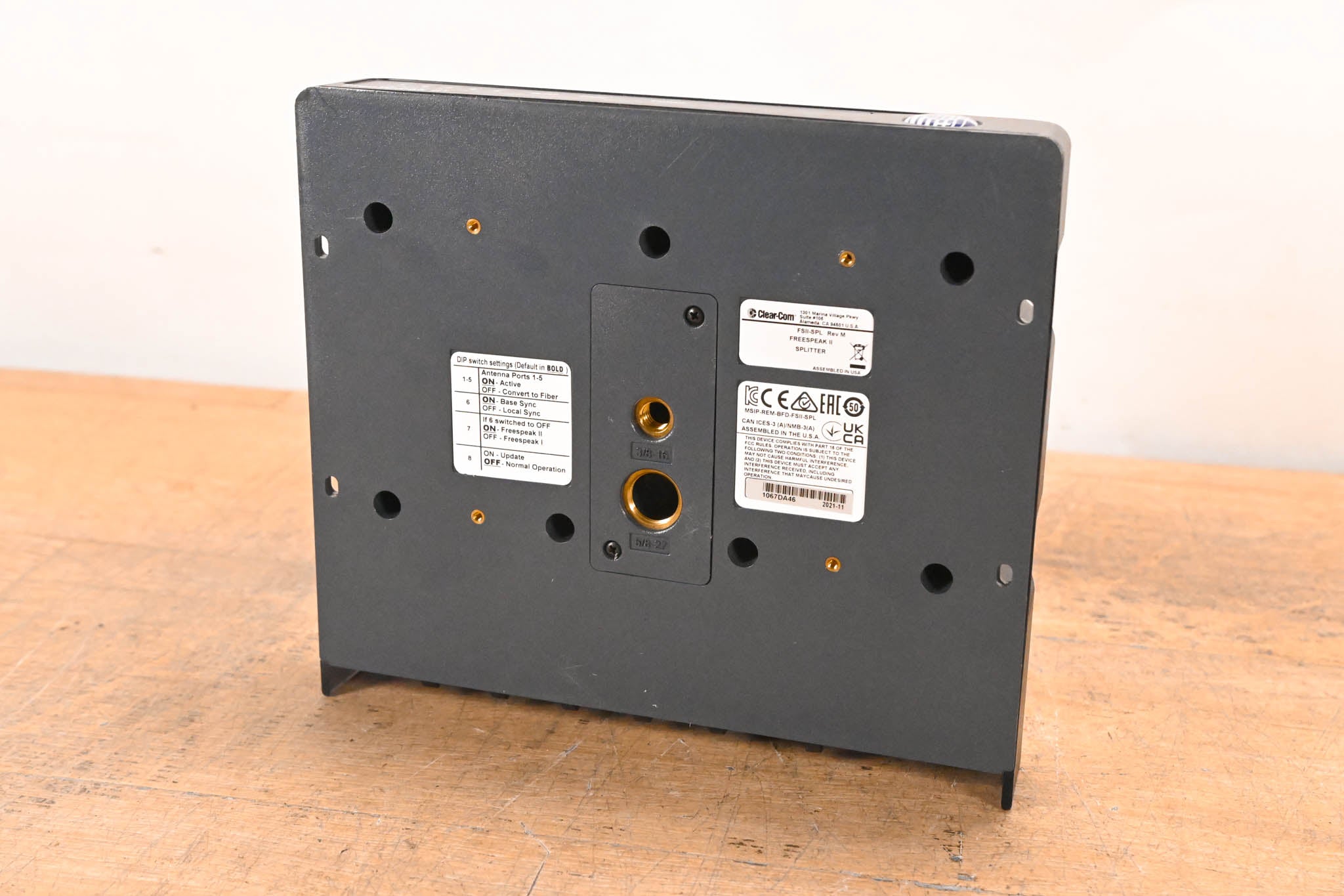 Clear-Com FSII-SPL FreeSpeak II Transceiver Splitter (NO POWER SUPPLY)