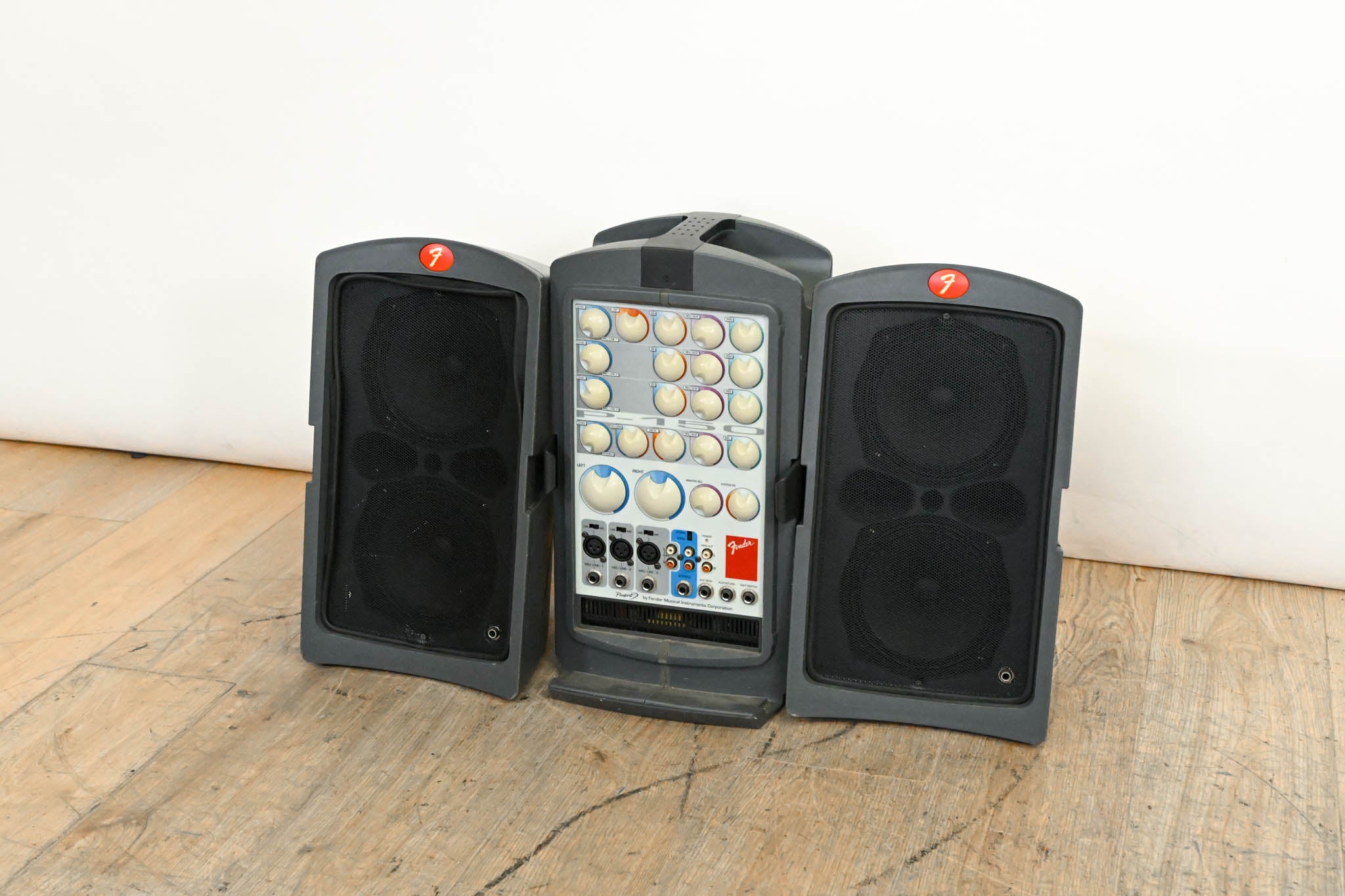 Fender Passport P-150 Portable PA System