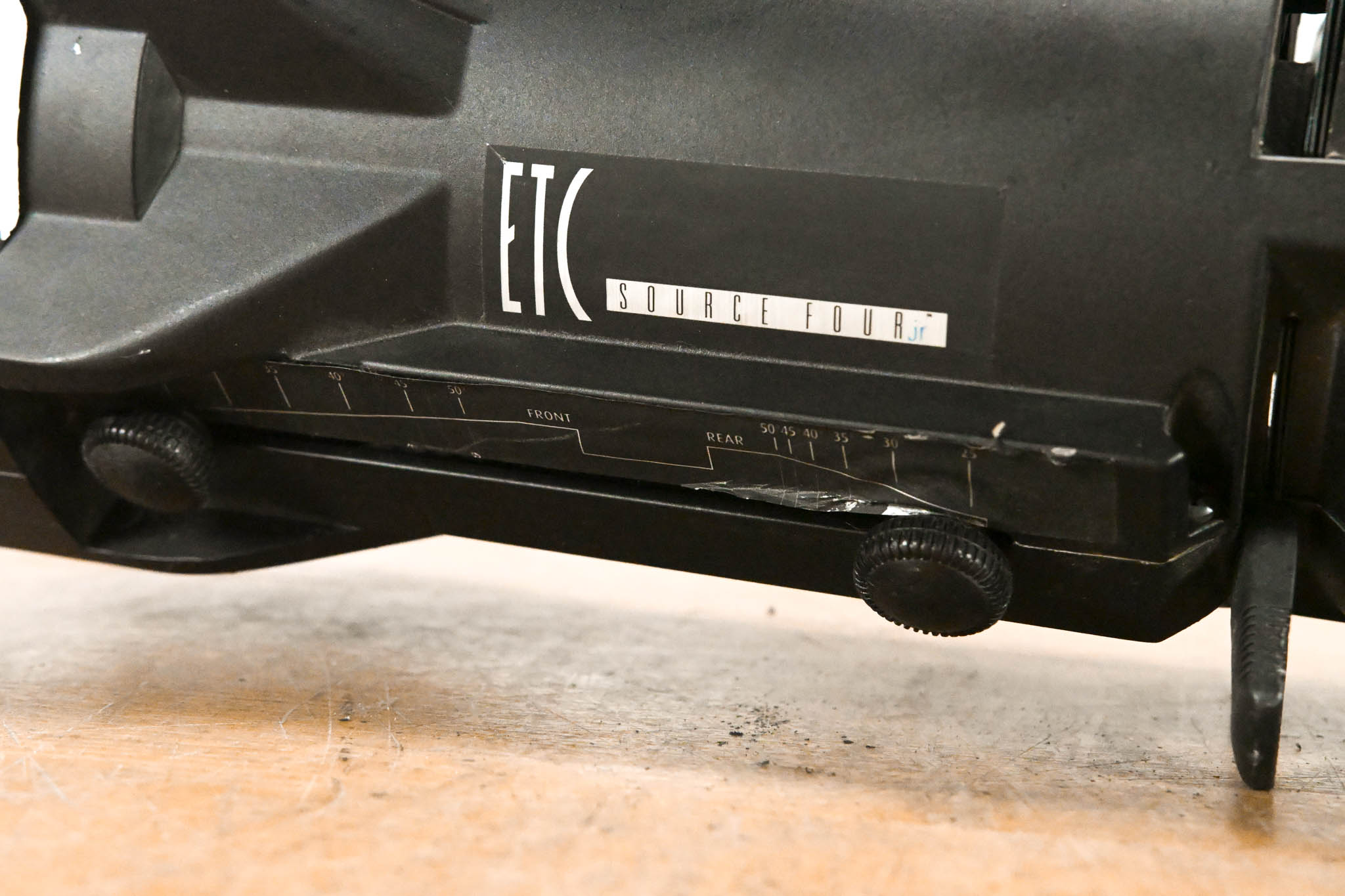 ETC Source Four Jr 25-50 Degree Zoom 575 Ellipsoidal Light
