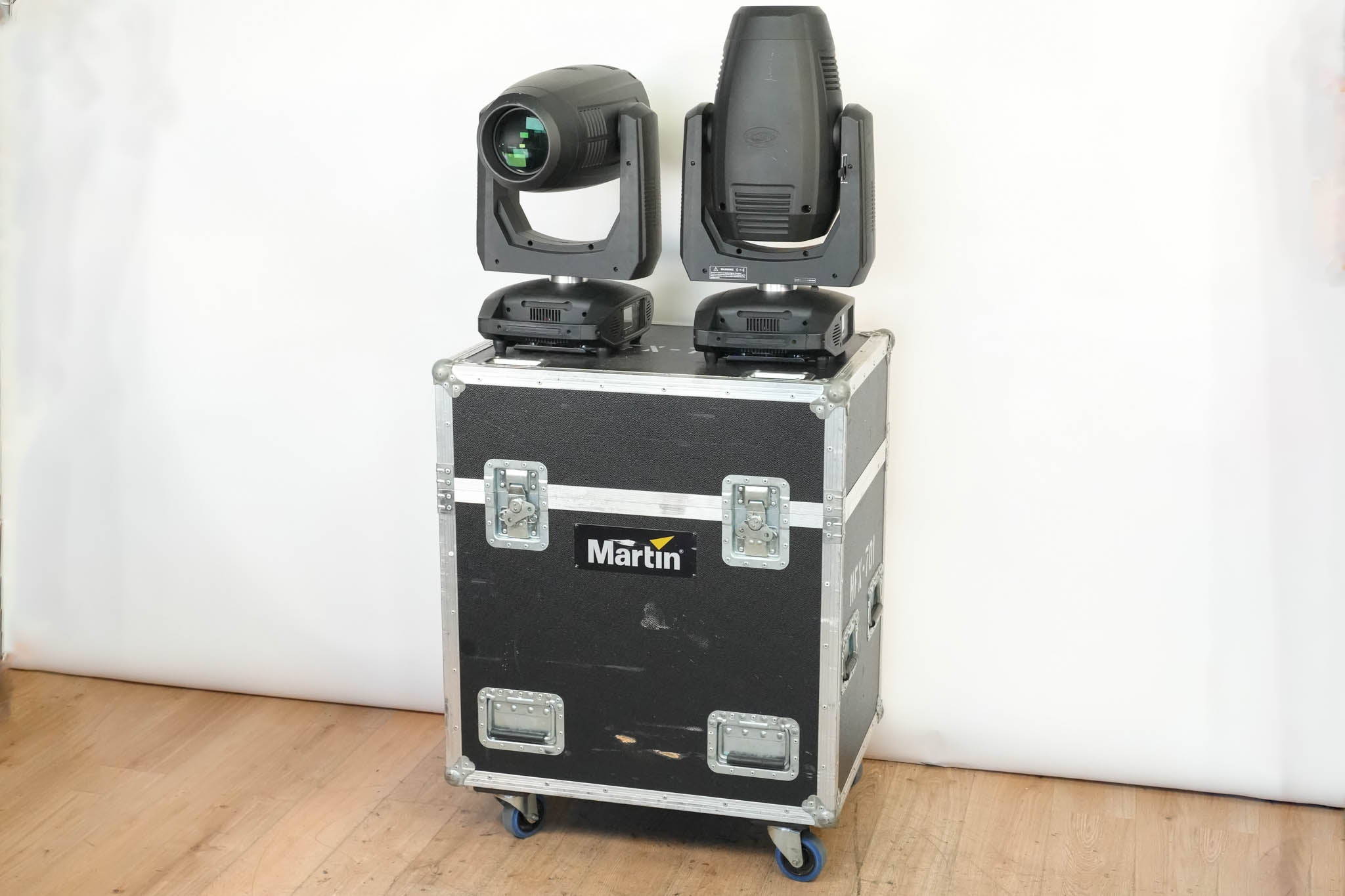 Elation Platinum HFX Hybrid 3-in-1 Moving Head Light Pair w/ Flight Case